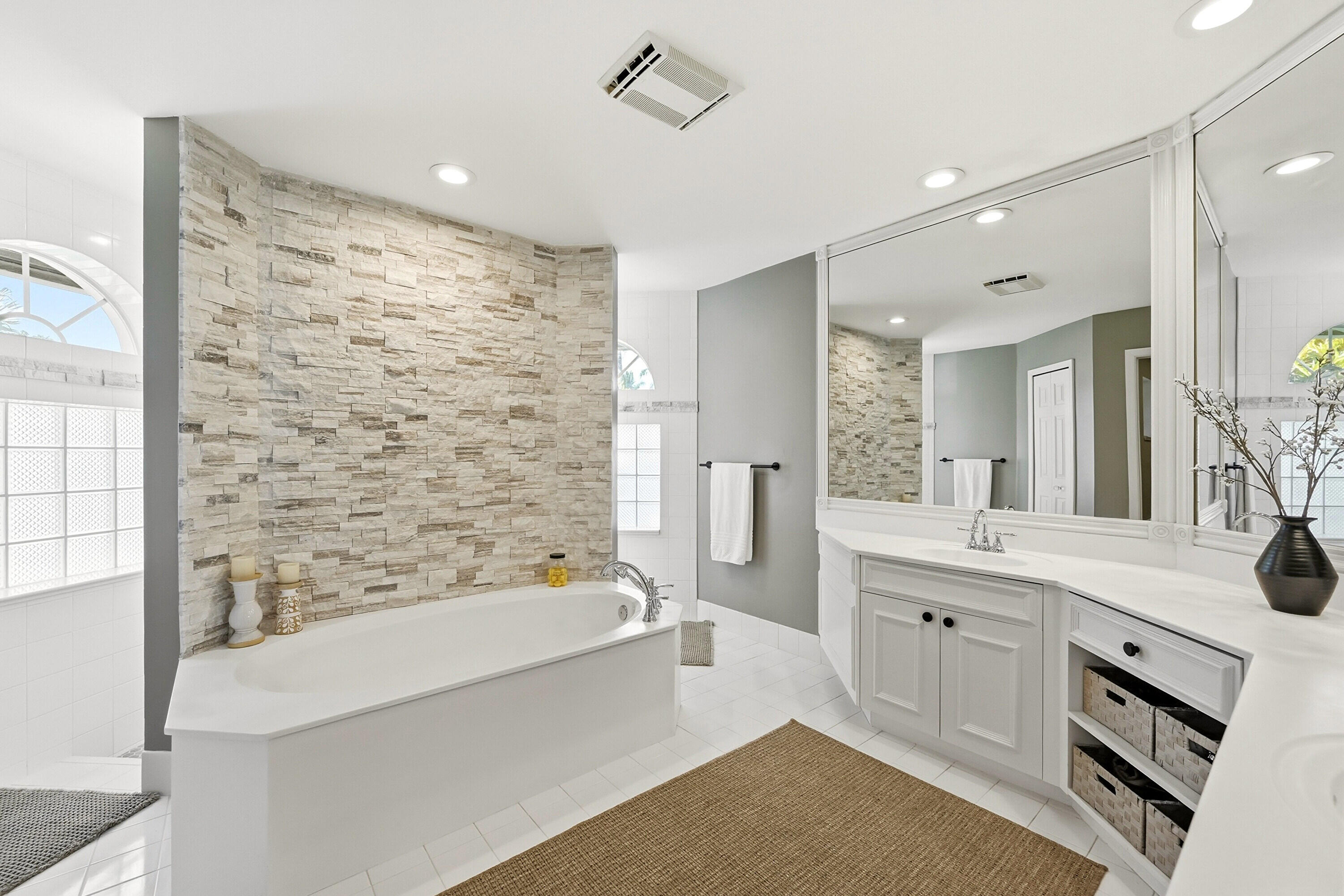 KENSINGTON - Residential