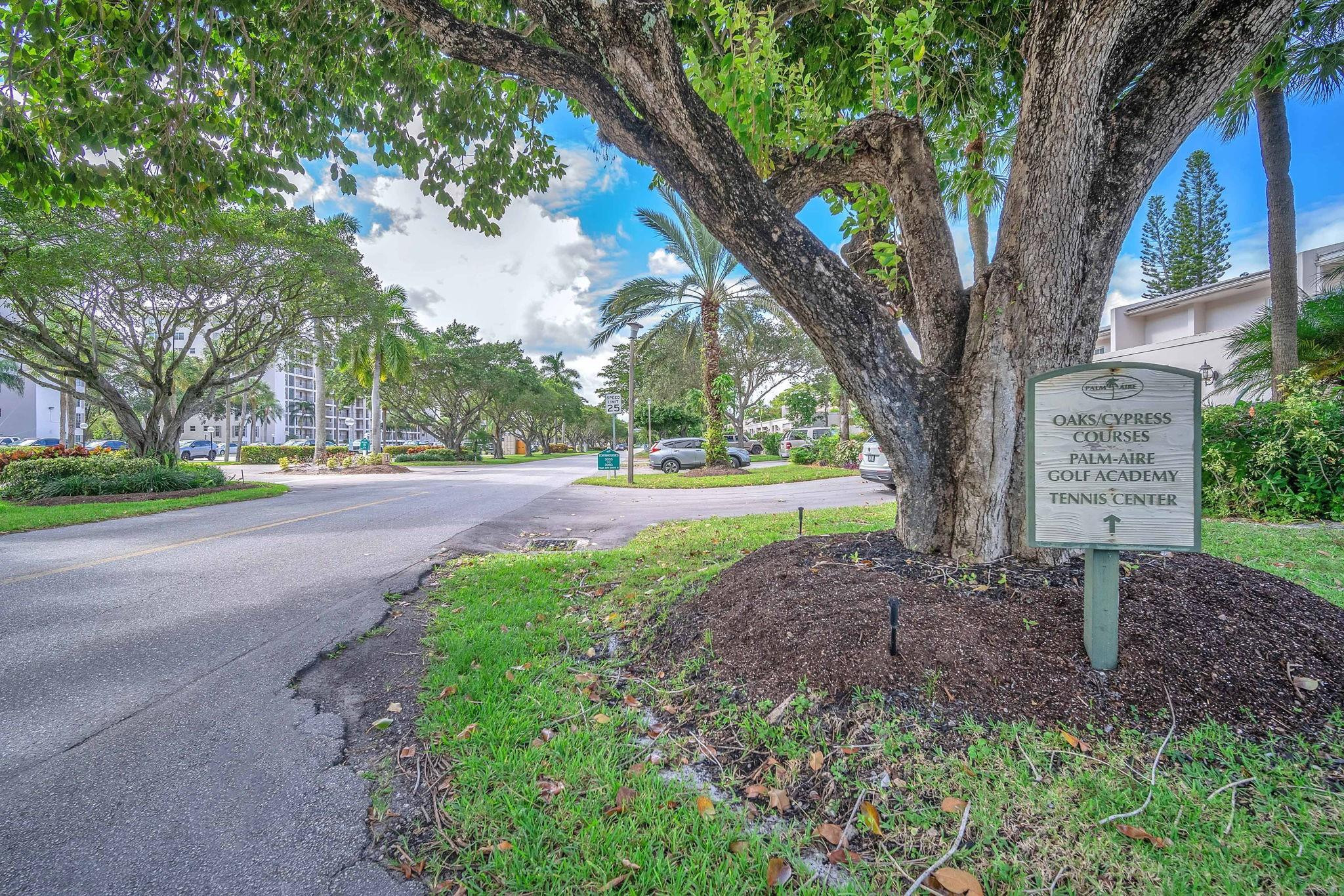 NO 1 PALM-AIRE COUNTRY CLUB - Residential