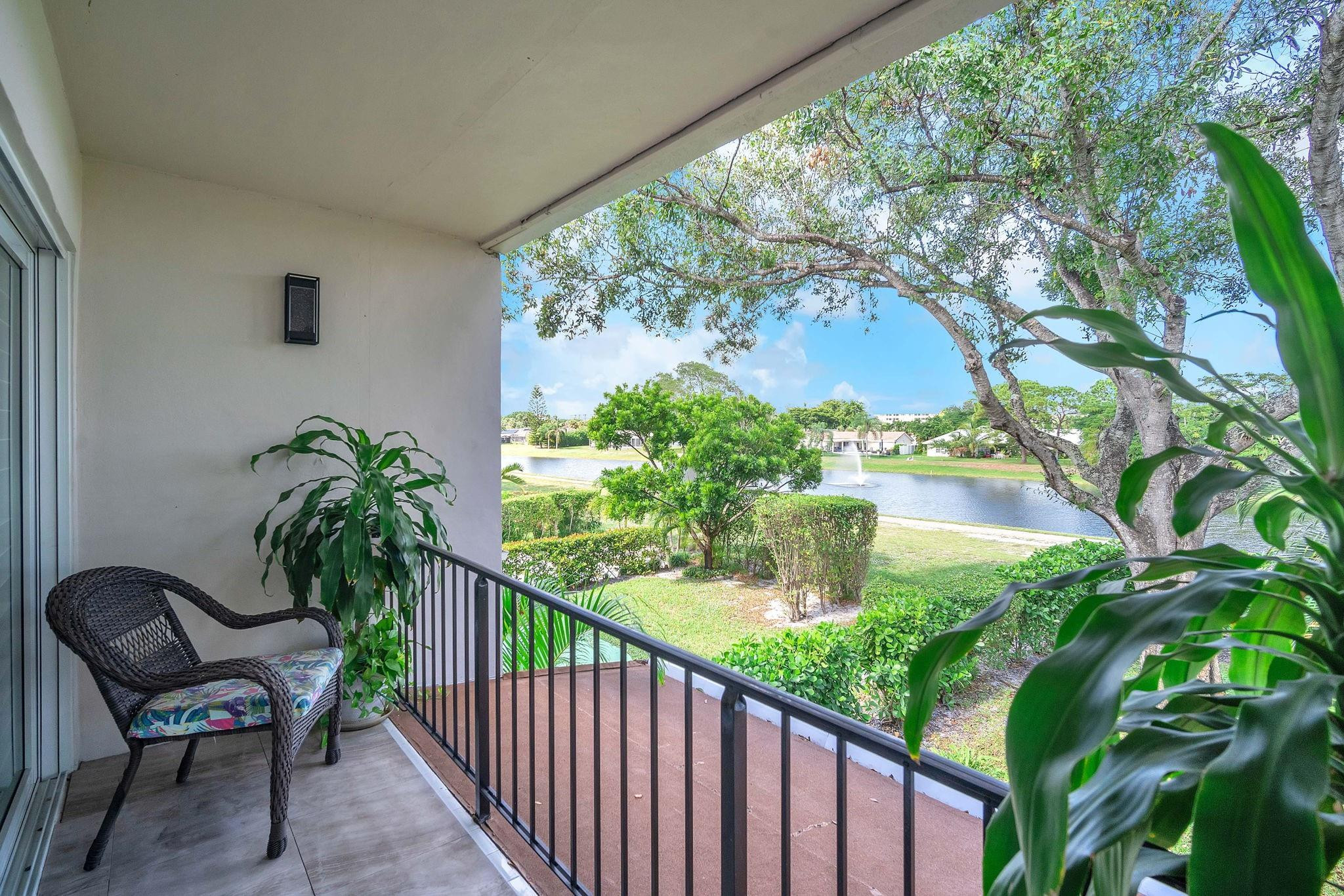 NO 1 PALM-AIRE COUNTRY CLUB - Residential