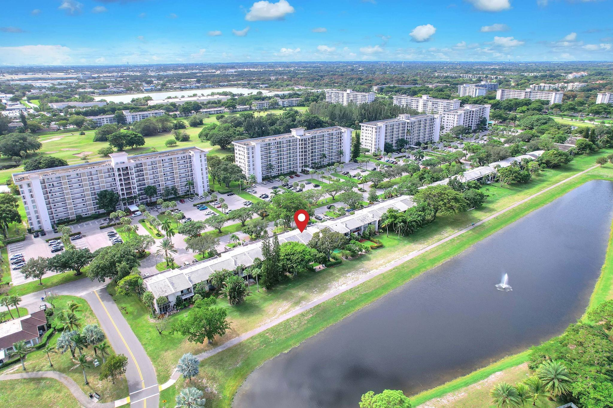 NO 1 PALM-AIRE COUNTRY CLUB - Residential