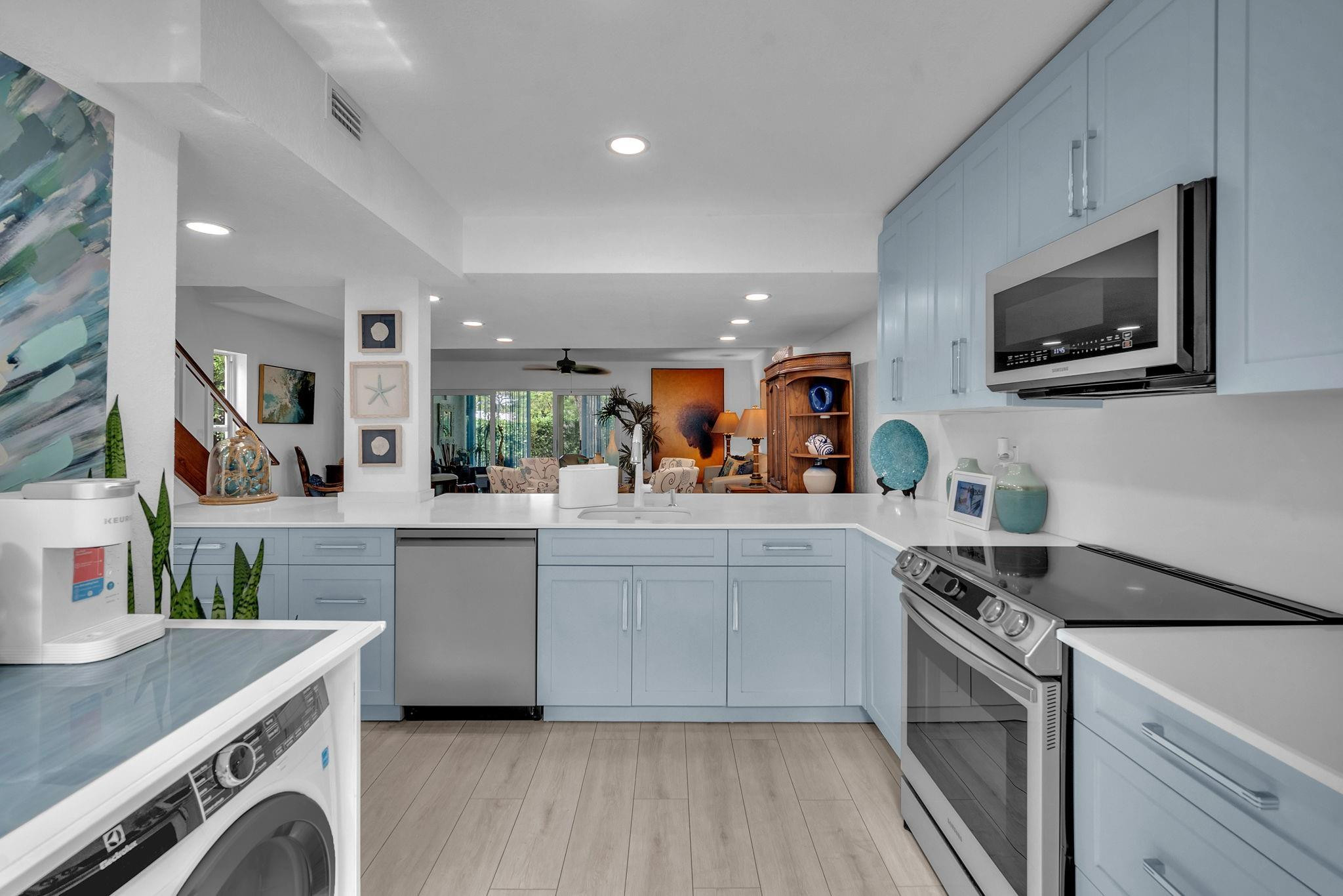 NO 1 PALM-AIRE COUNTRY CLUB - Residential
