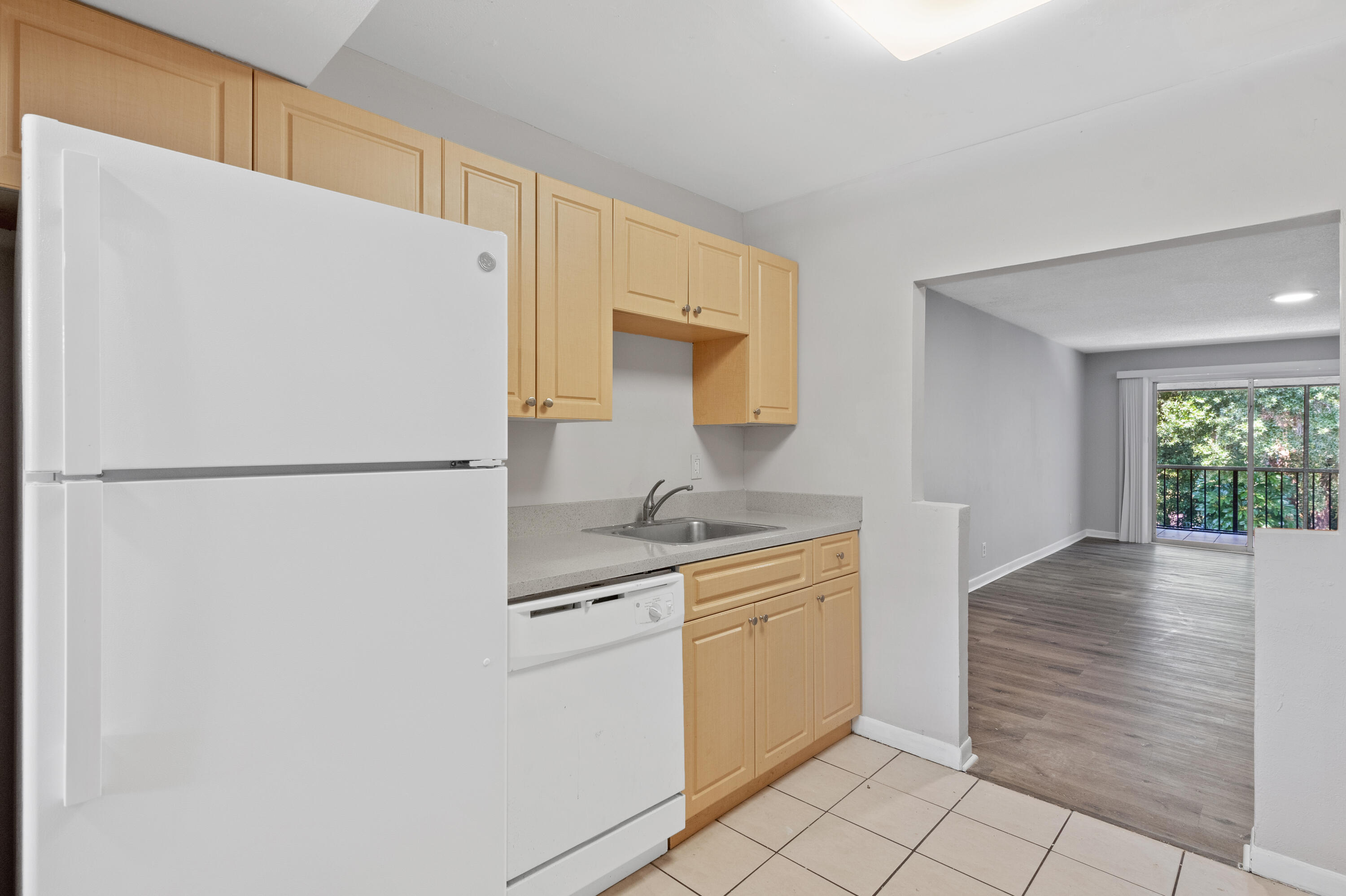 SANDPIPER CONDO - Residential
