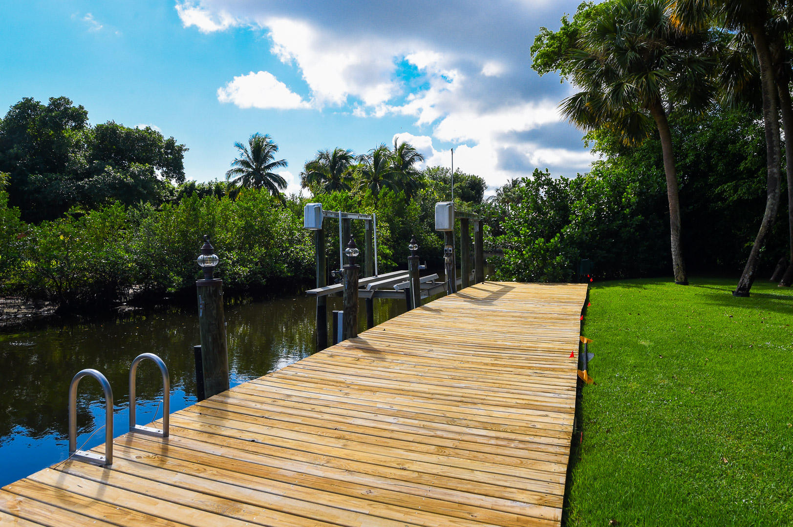 SEMINOLE LANDING - Residential