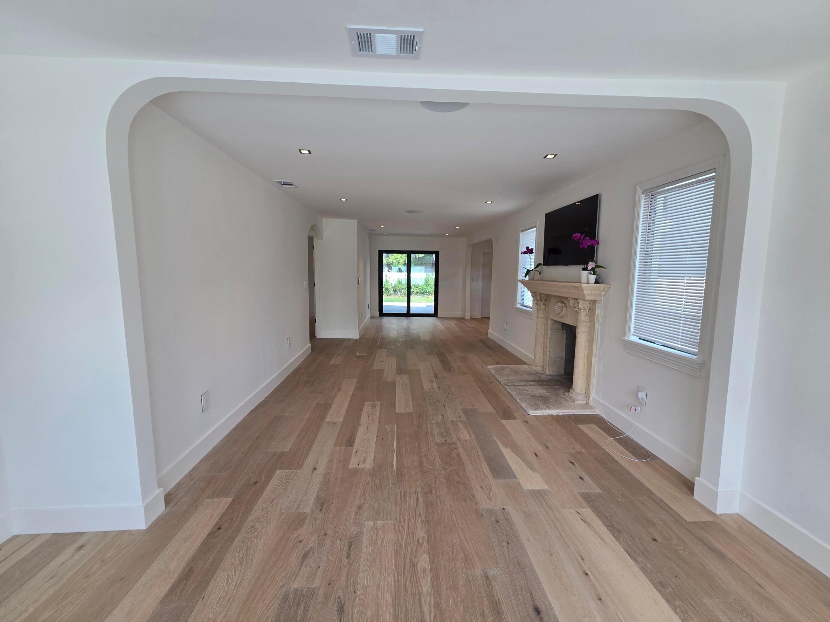 ESTATES OF SOUTH PALM BEACH - Residential Lease