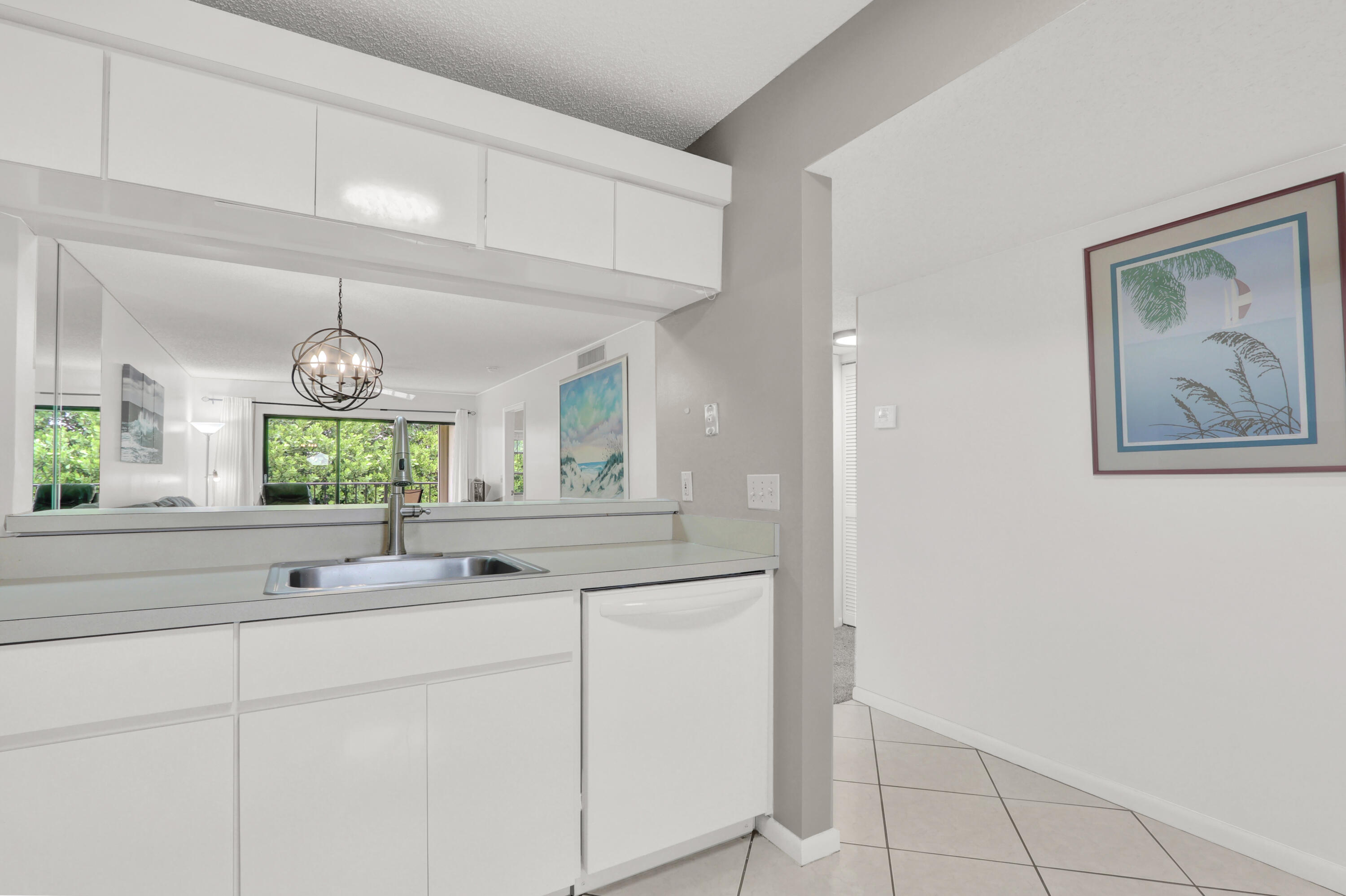 OCEAN VIEW CONDO - Residential