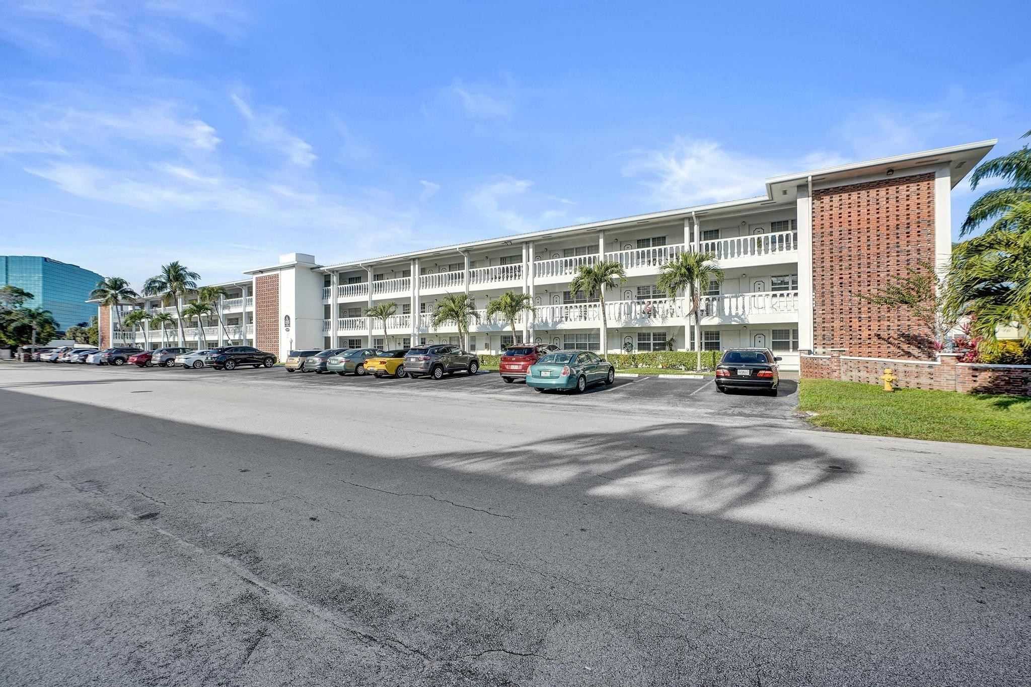 MAYBURY MANSIONS - Residential