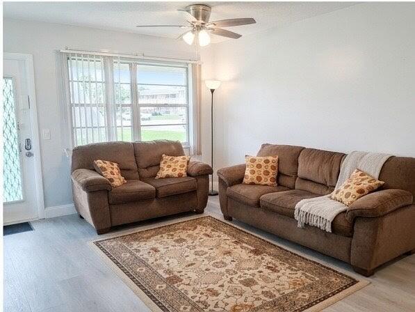 UPMINSTER B CONDO - Residential Lease