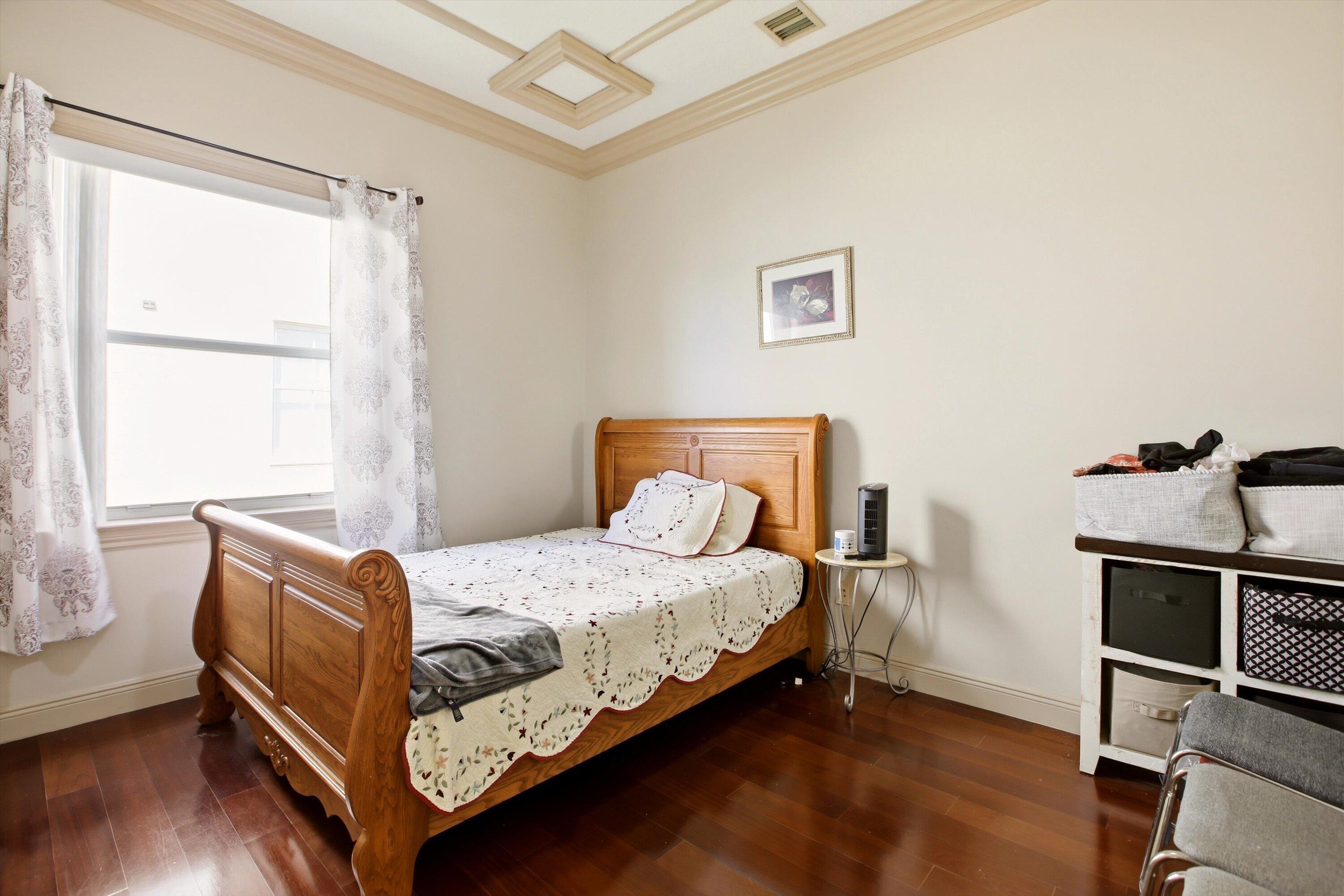 Thomson - Residential