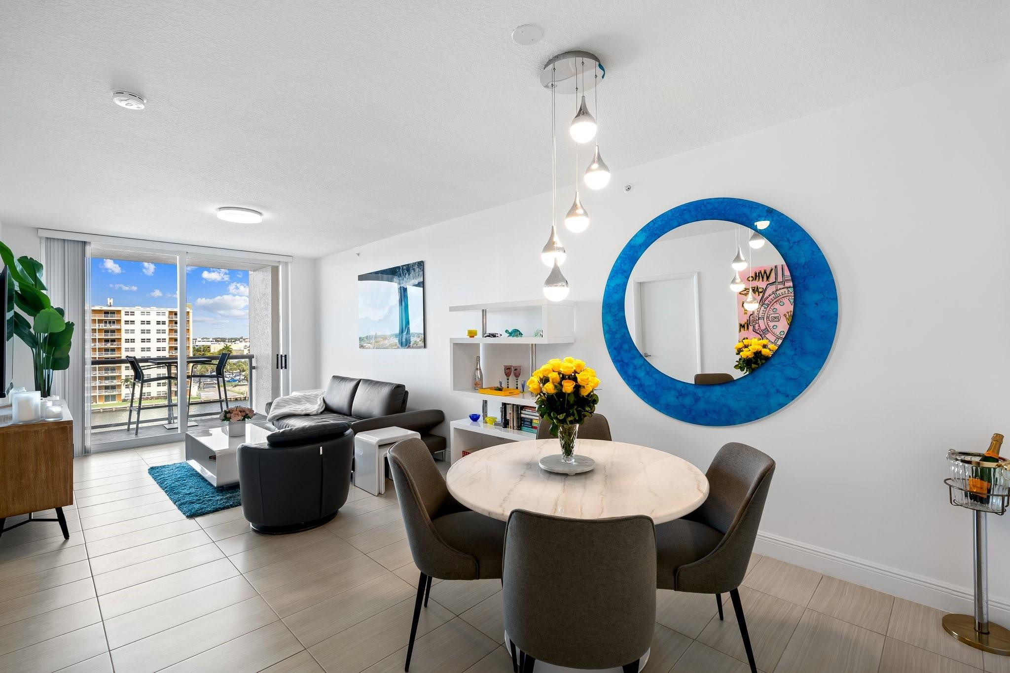 TIDES AT BRIDGESIDE SQUARE - Residential
