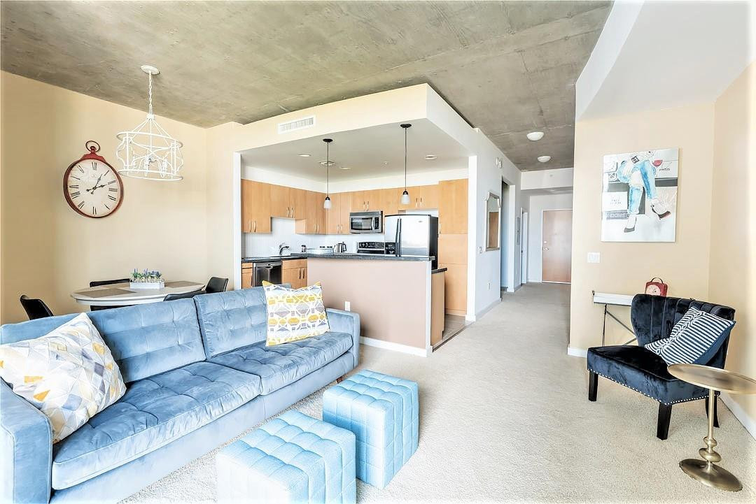 THE EDGE - Residential