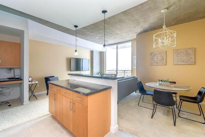 THE EDGE - Residential