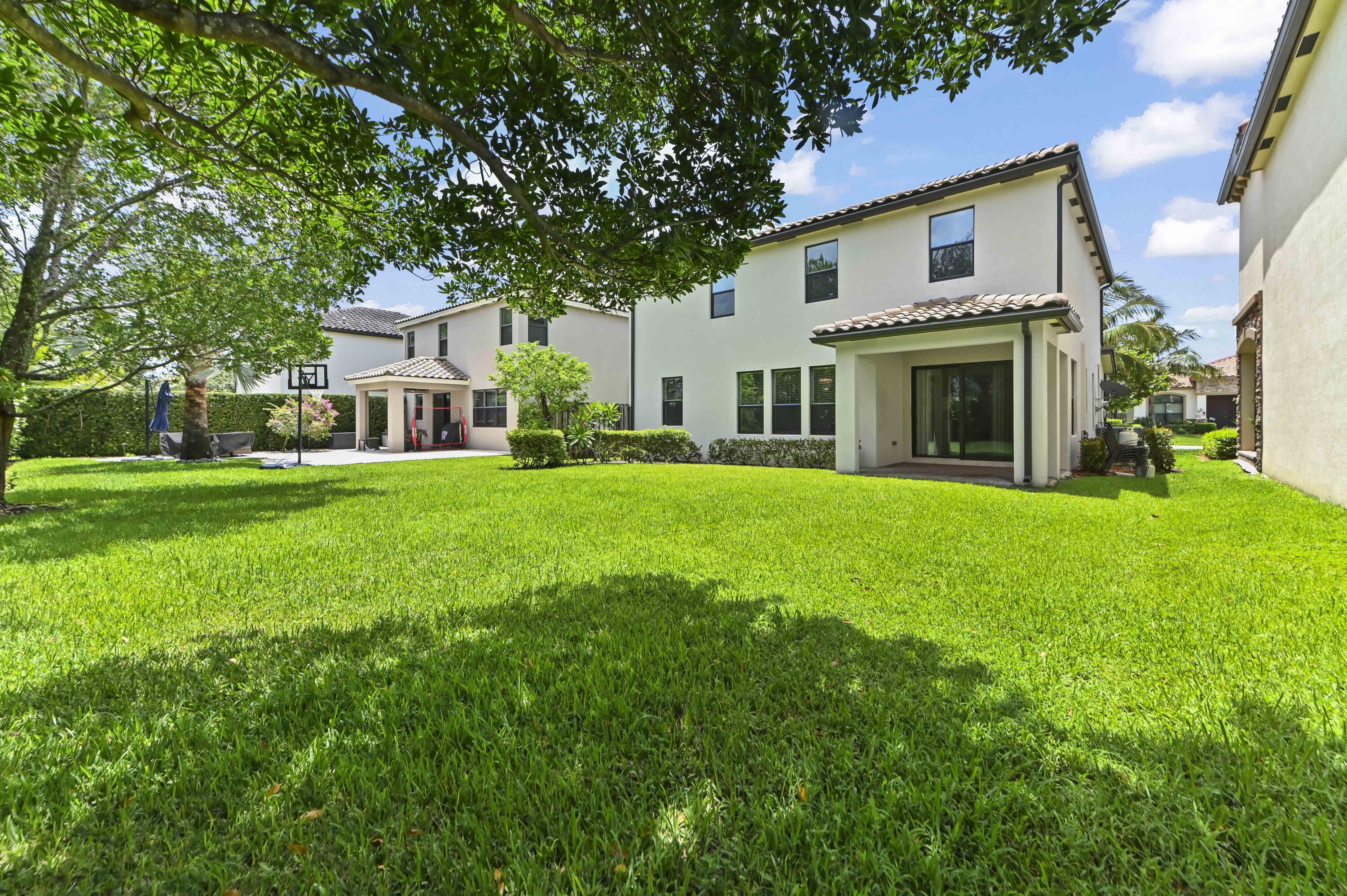 GULFSTREAM PRESERVE - Residential