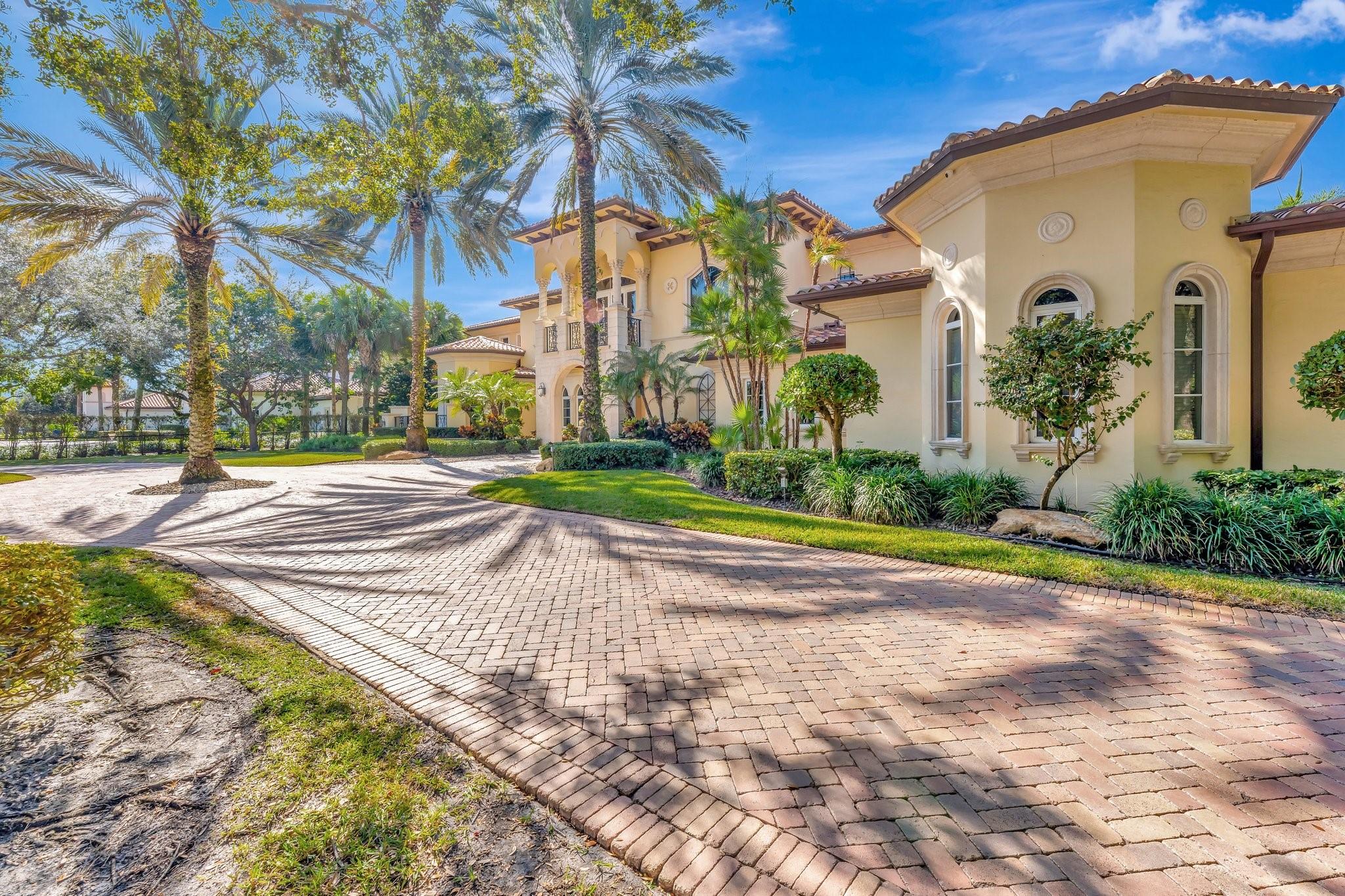 Estates of Pinetree - Residential