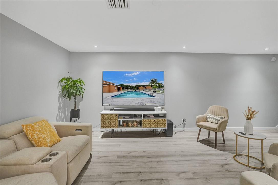 Pineapple Park - Residential