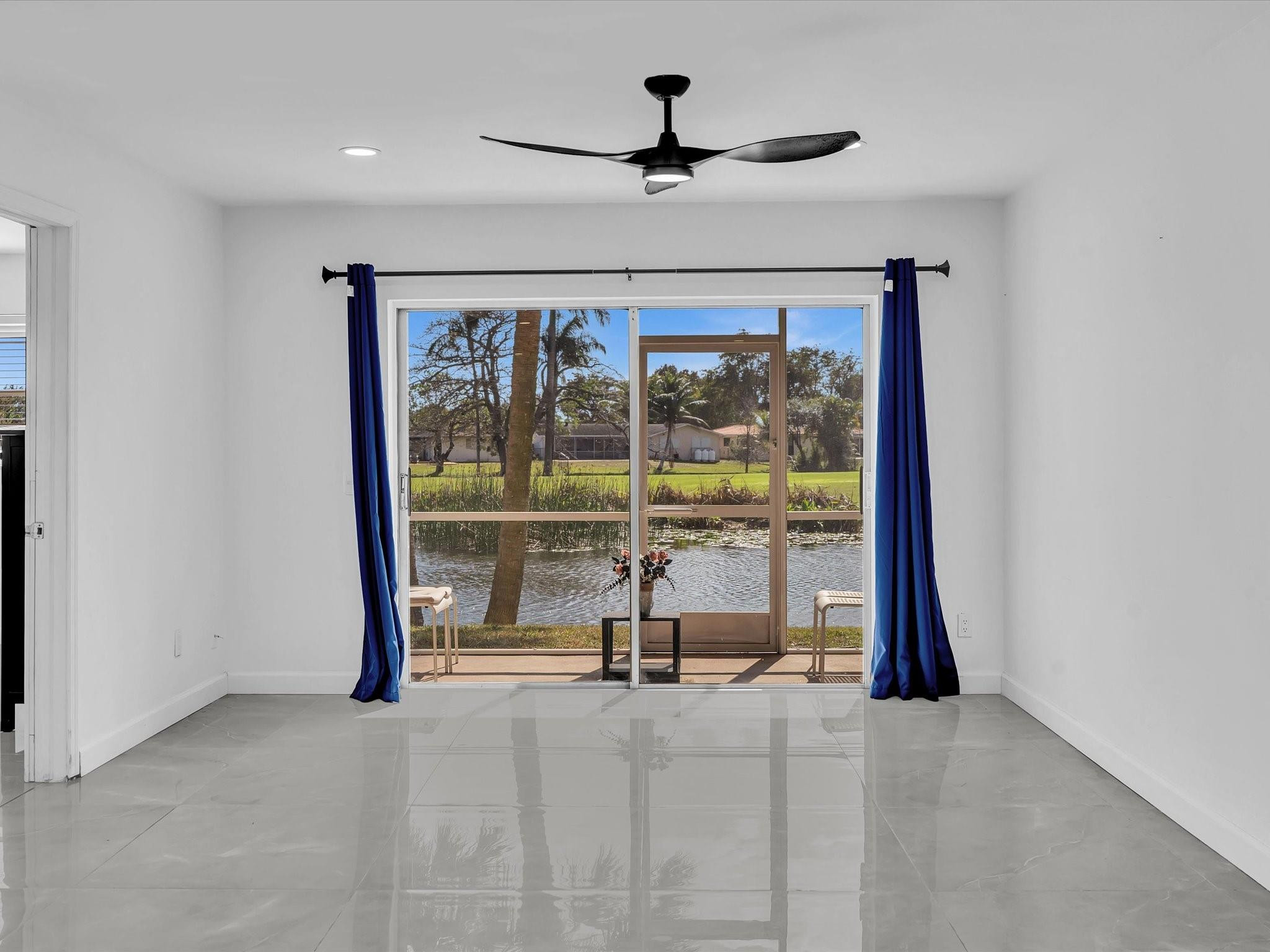 ARROWHEAD CONDO NO II - Residential Lease