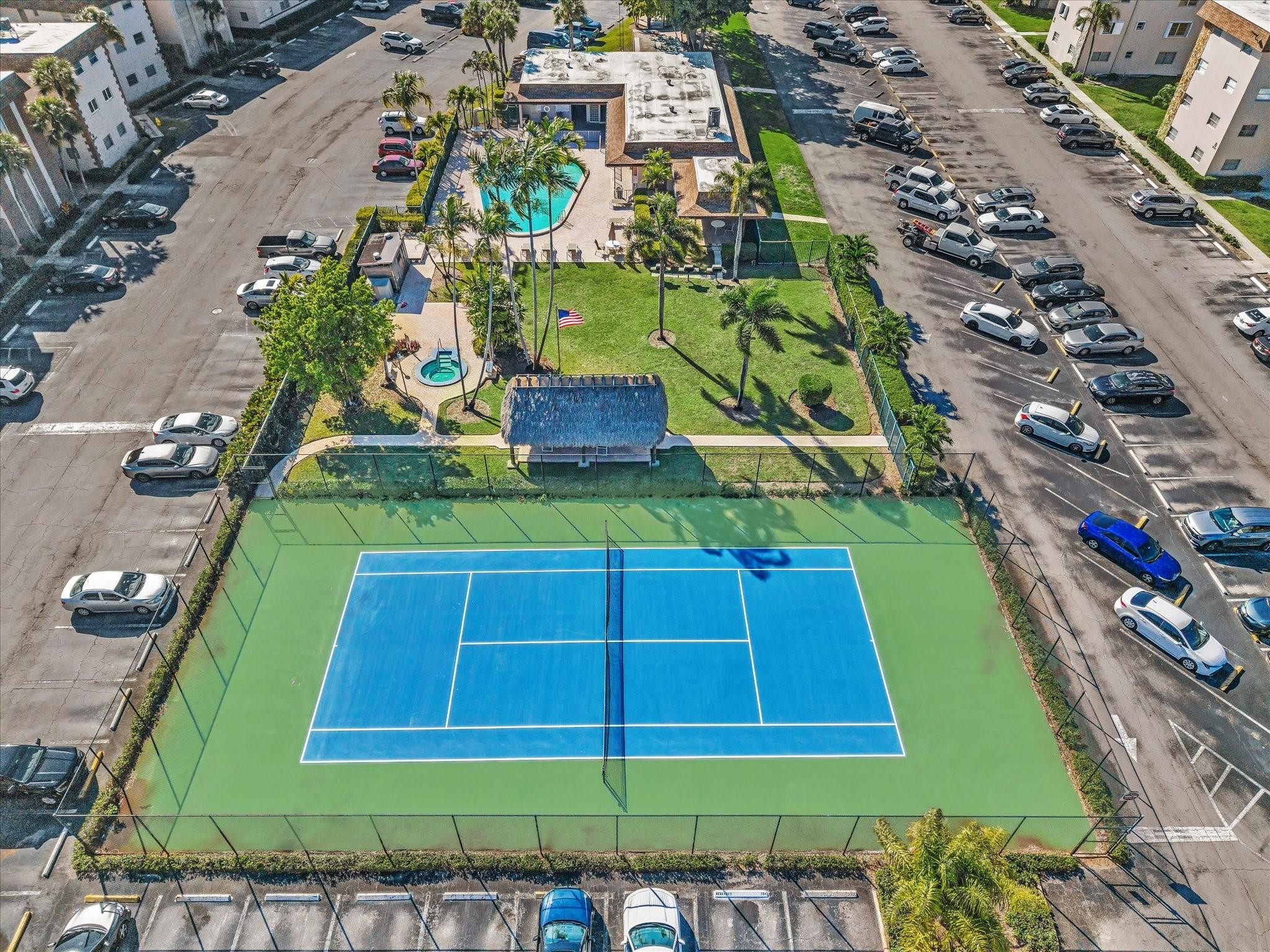 ARROWHEAD CONDO NO II - Residential Lease