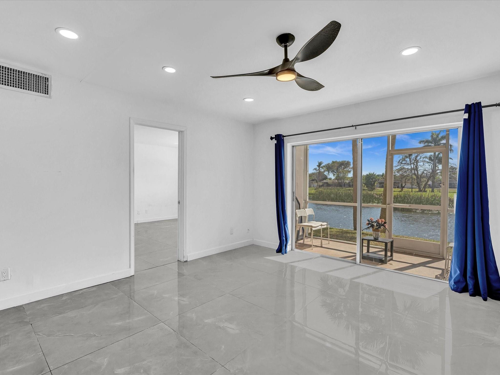 ARROWHEAD CONDO NO II - Residential Lease