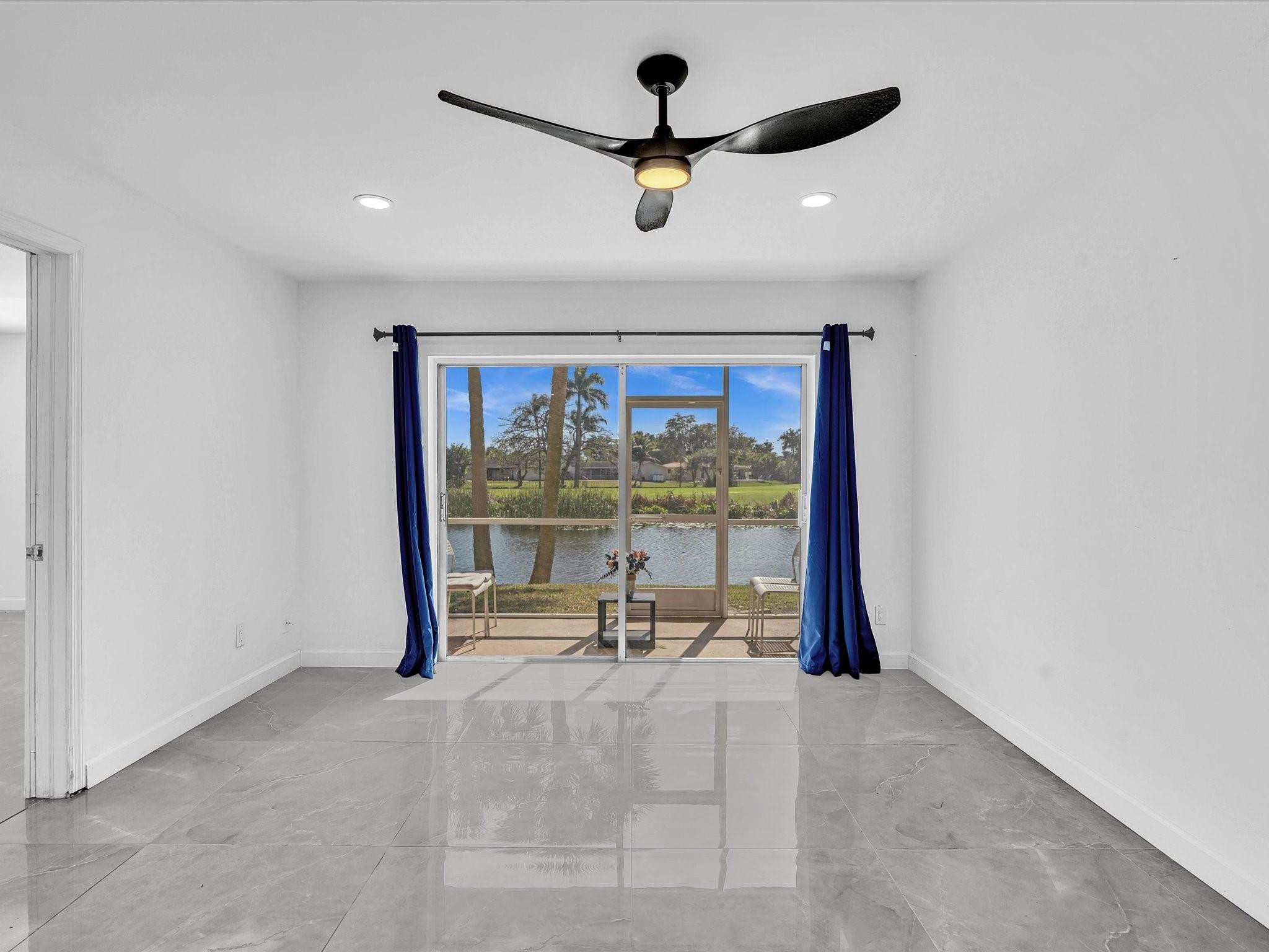 ARROWHEAD CONDO NO II - Residential Lease