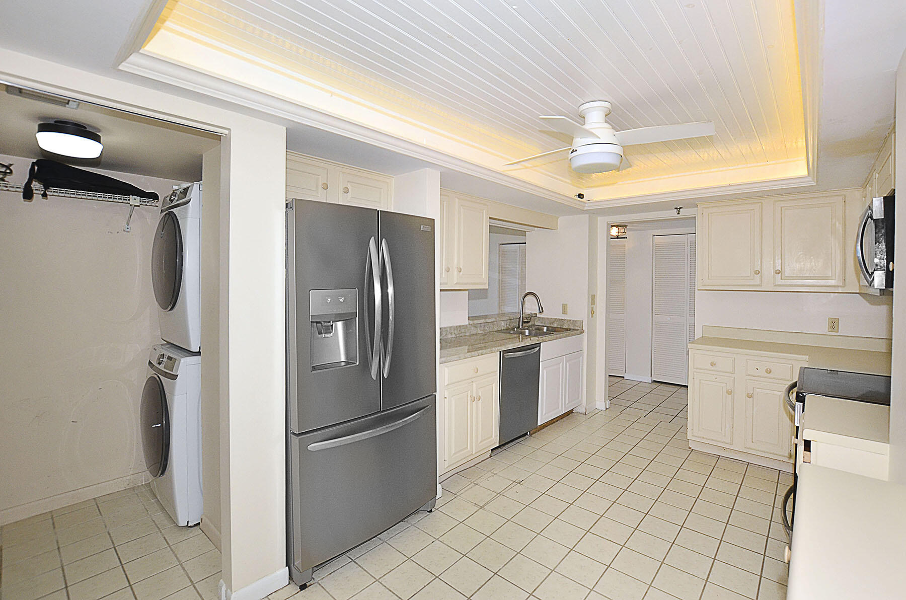 ATLANTIC VIEW BEACH CLUB CONDOMINIUM NO 1 - Residential