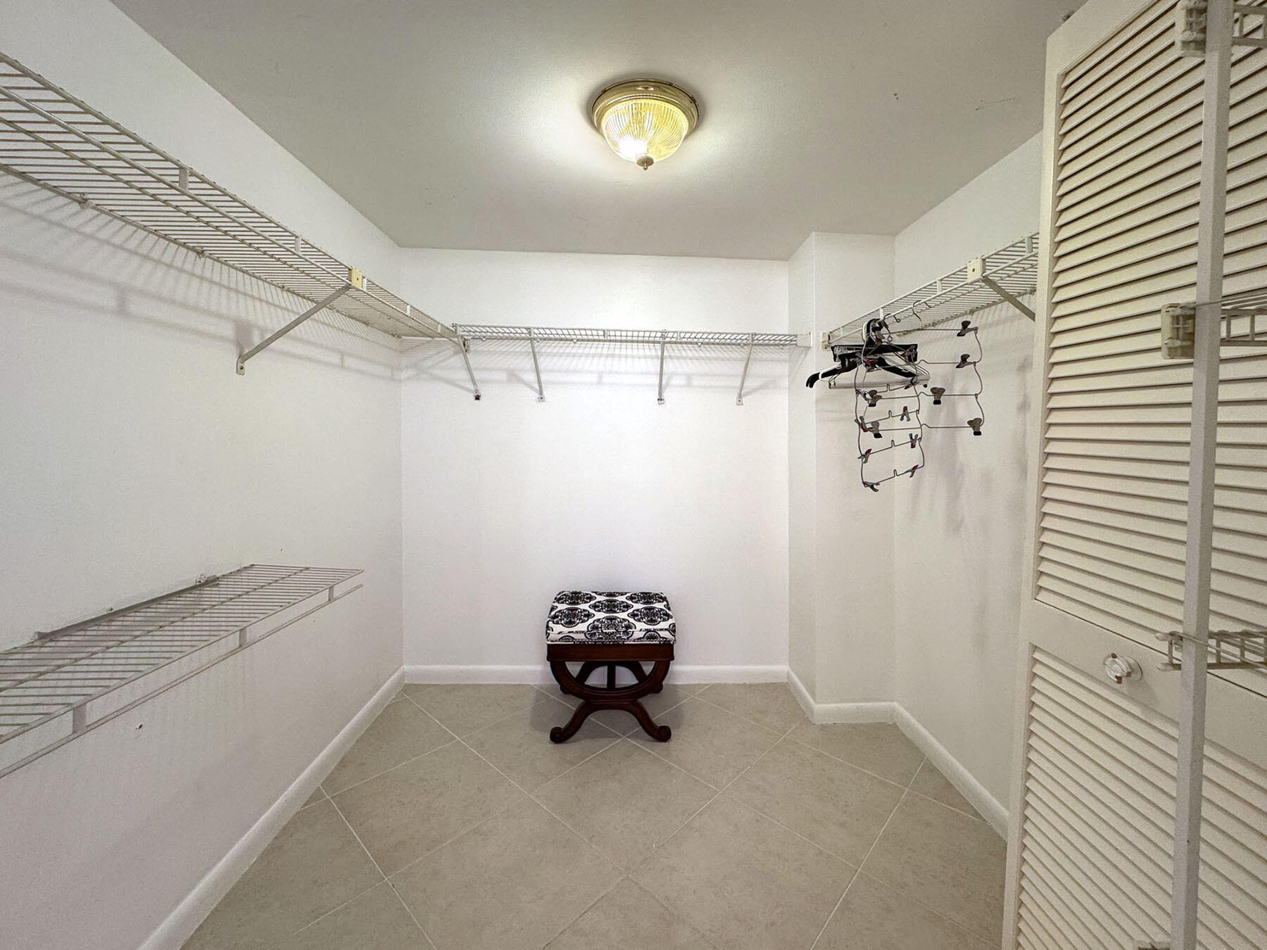 ATLANTIC VIEW BEACH CLUB CONDOMINIUM NO 1 - Residential