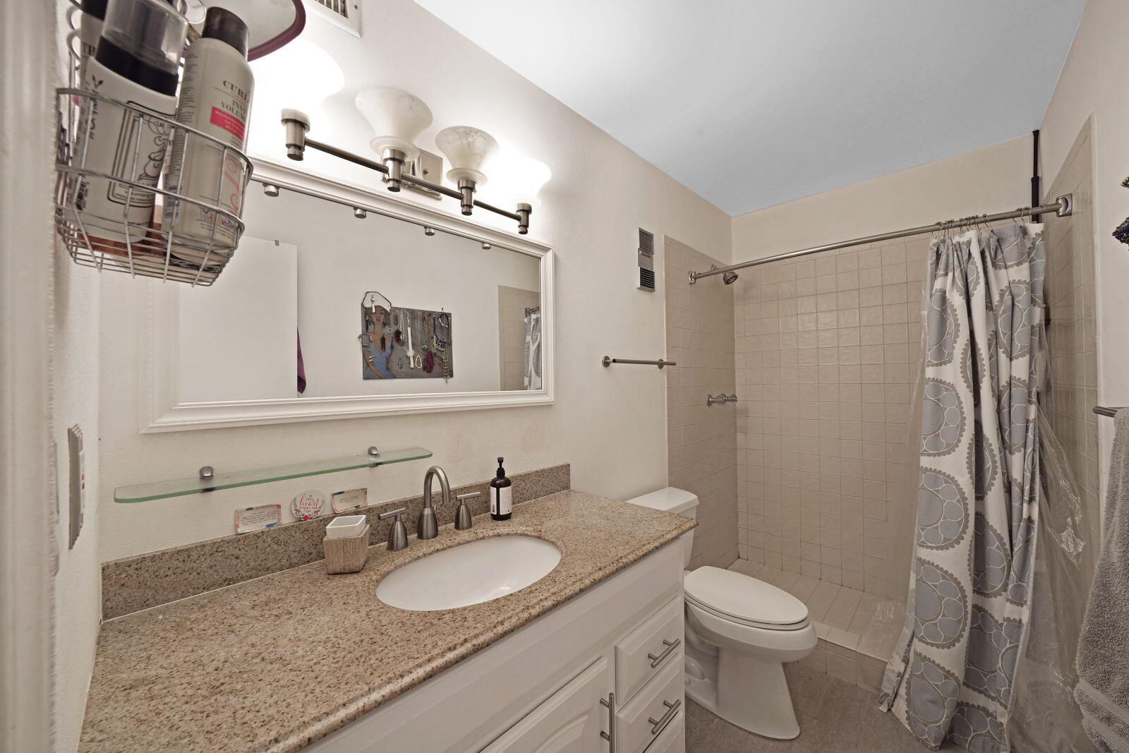 TRACT M-2 PLAT - Residential