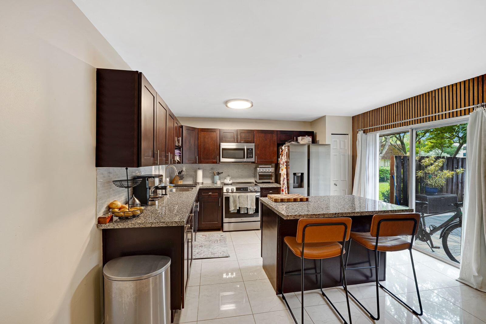 TRACT M-2 PLAT - Residential