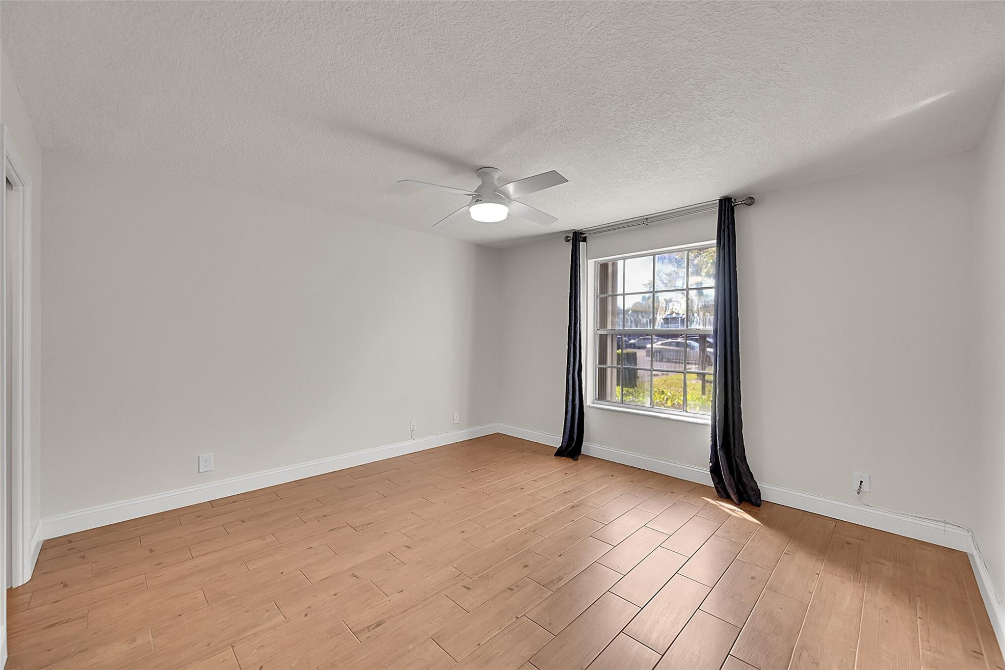 FRENCH QUARTER CONDOMINIUM - Residential Lease