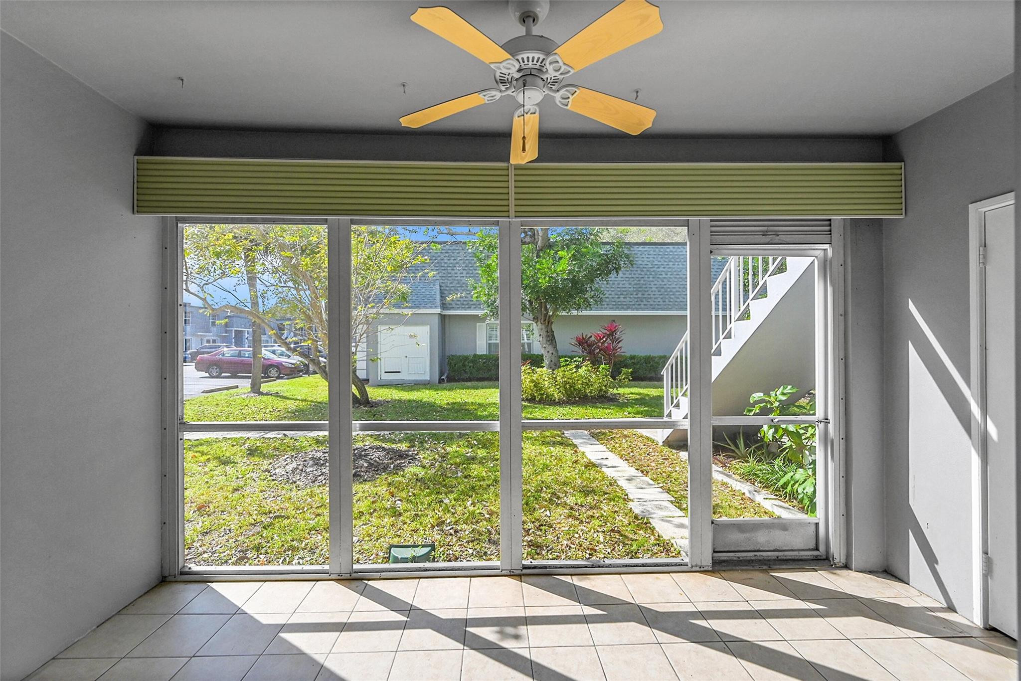 FRENCH QUARTER CONDOMINIUM - Residential Lease