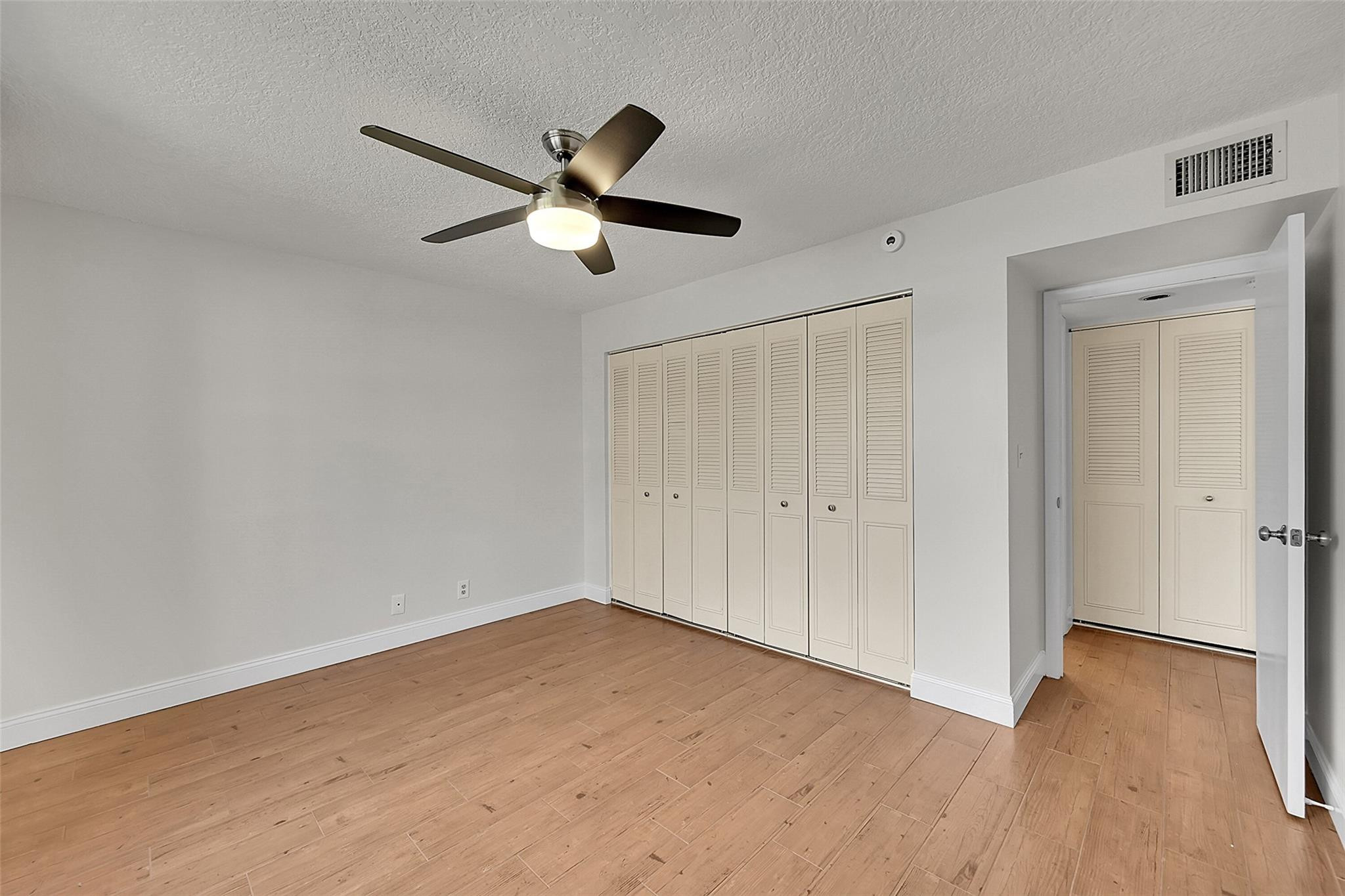 FRENCH QUARTER CONDOMINIUM - Residential Lease