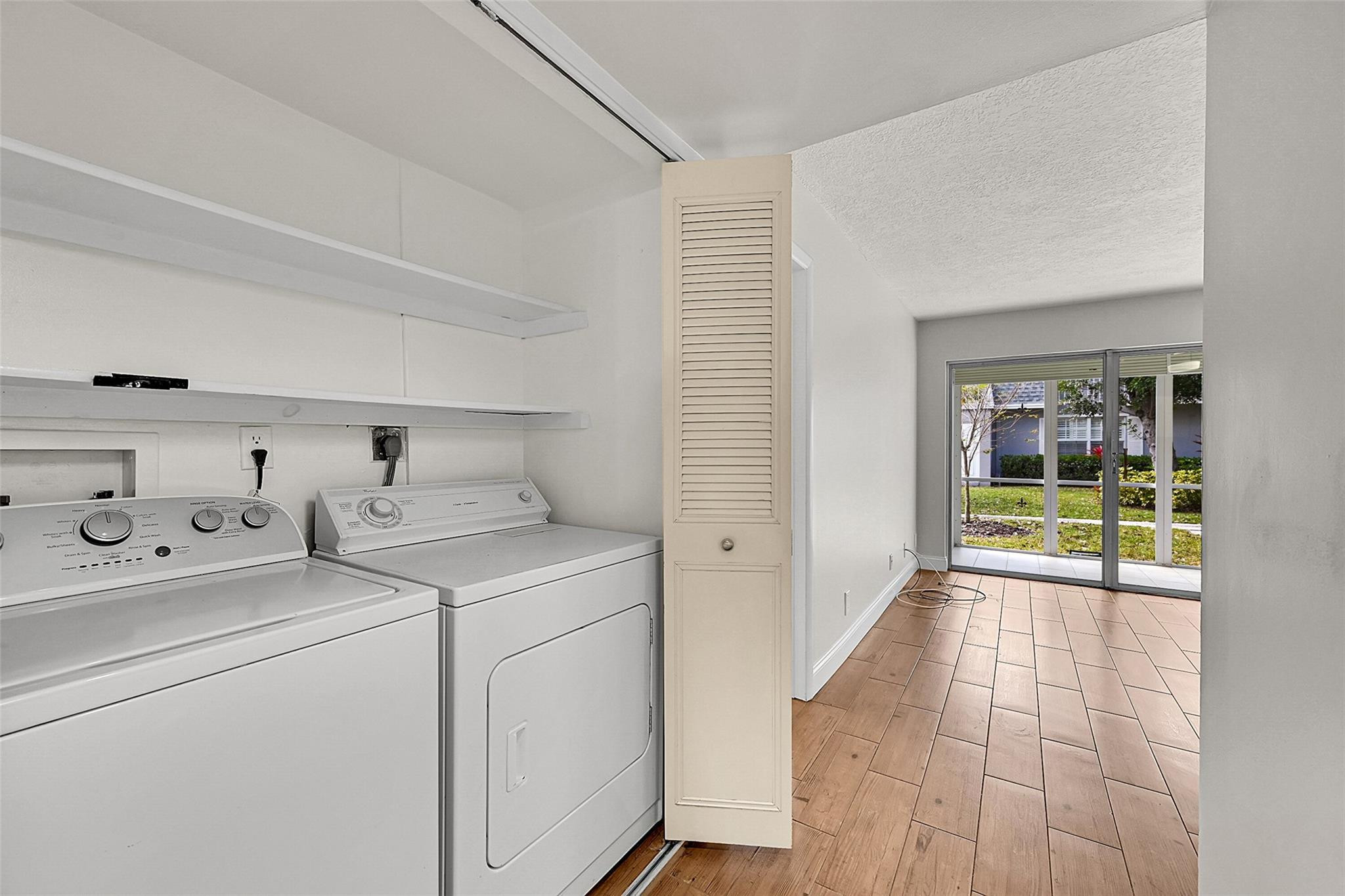 FRENCH QUARTER CONDOMINIUM - Residential Lease