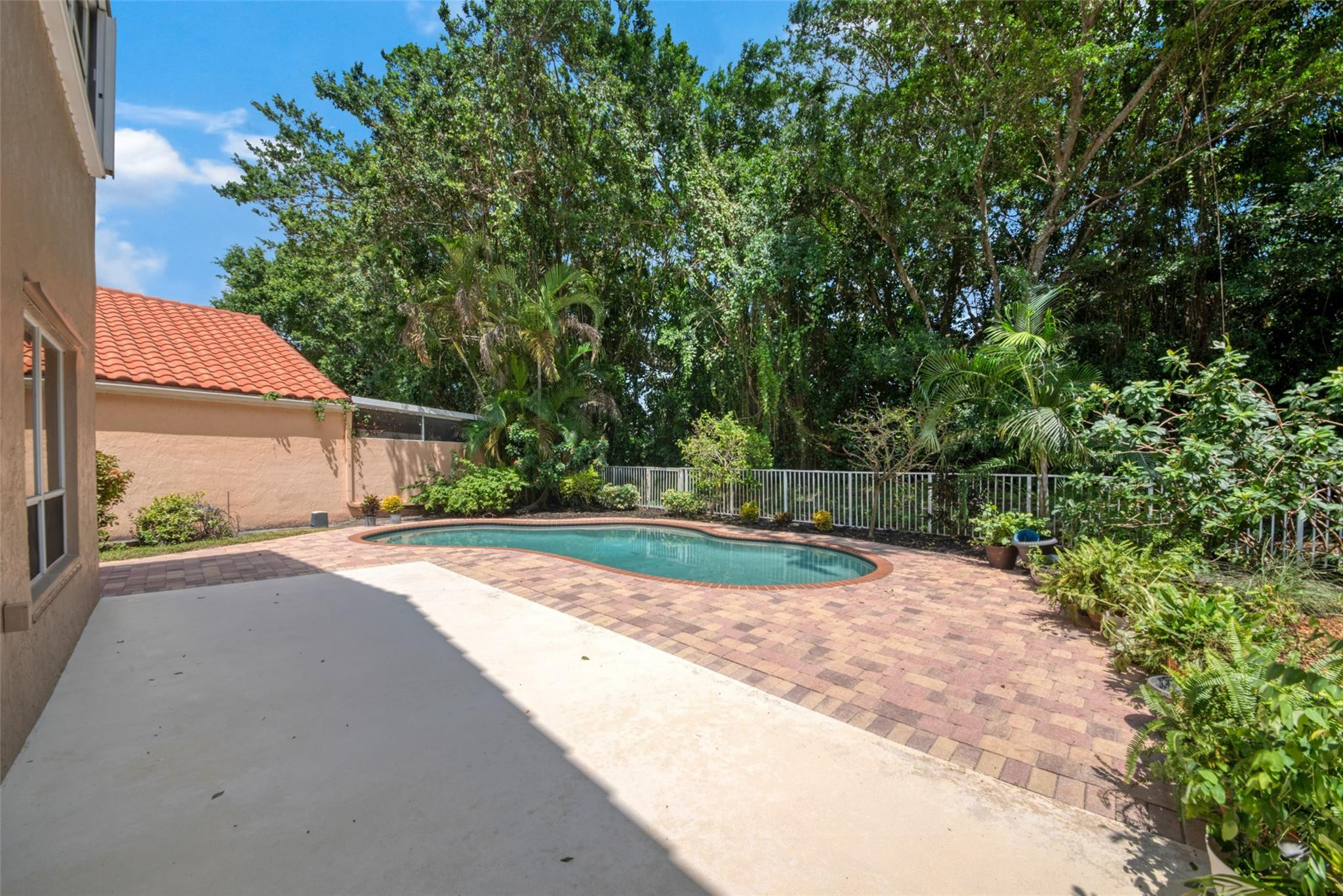 Whittier Oaks at Terramar - Residential