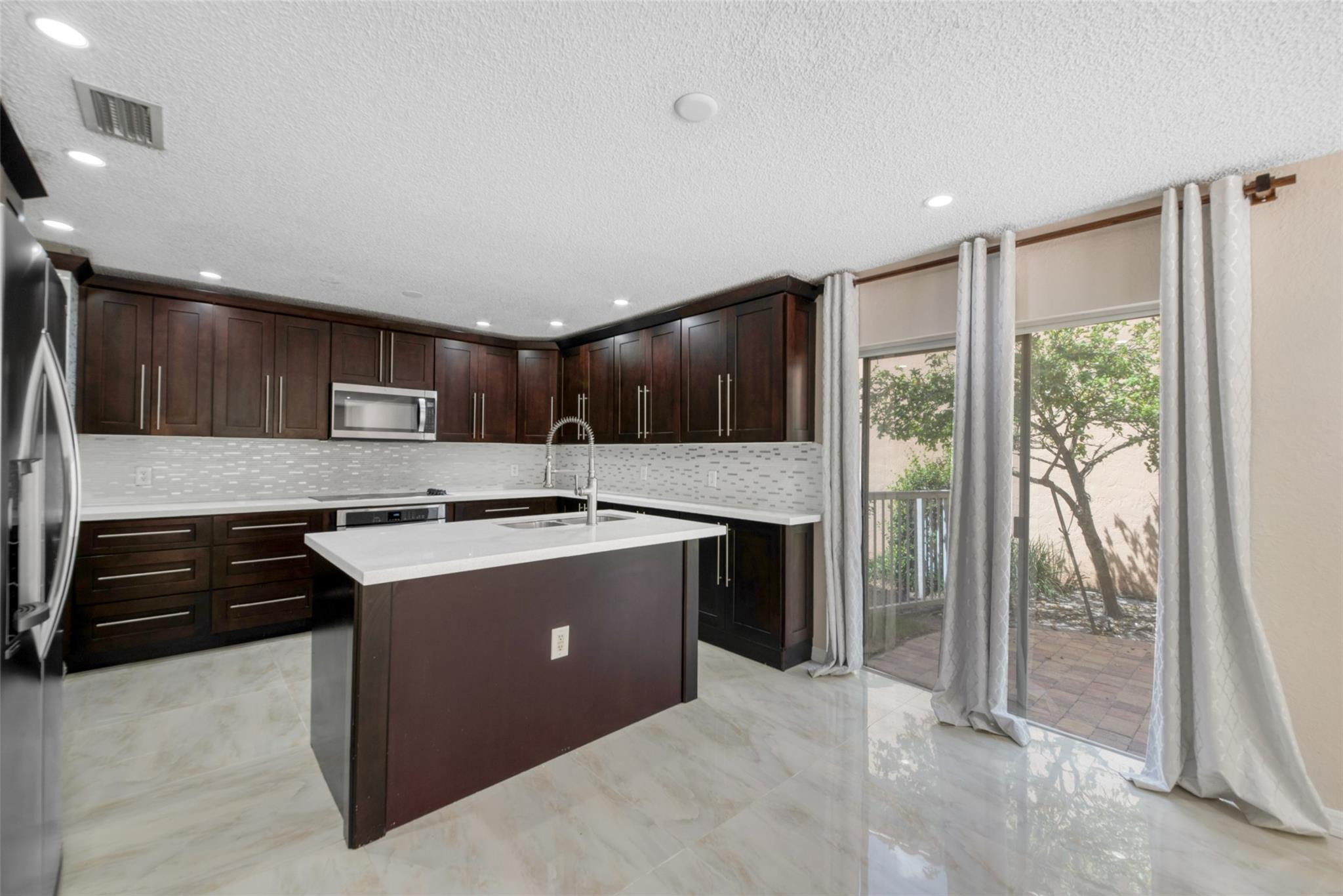 Whittier Oaks at Terramar - Residential