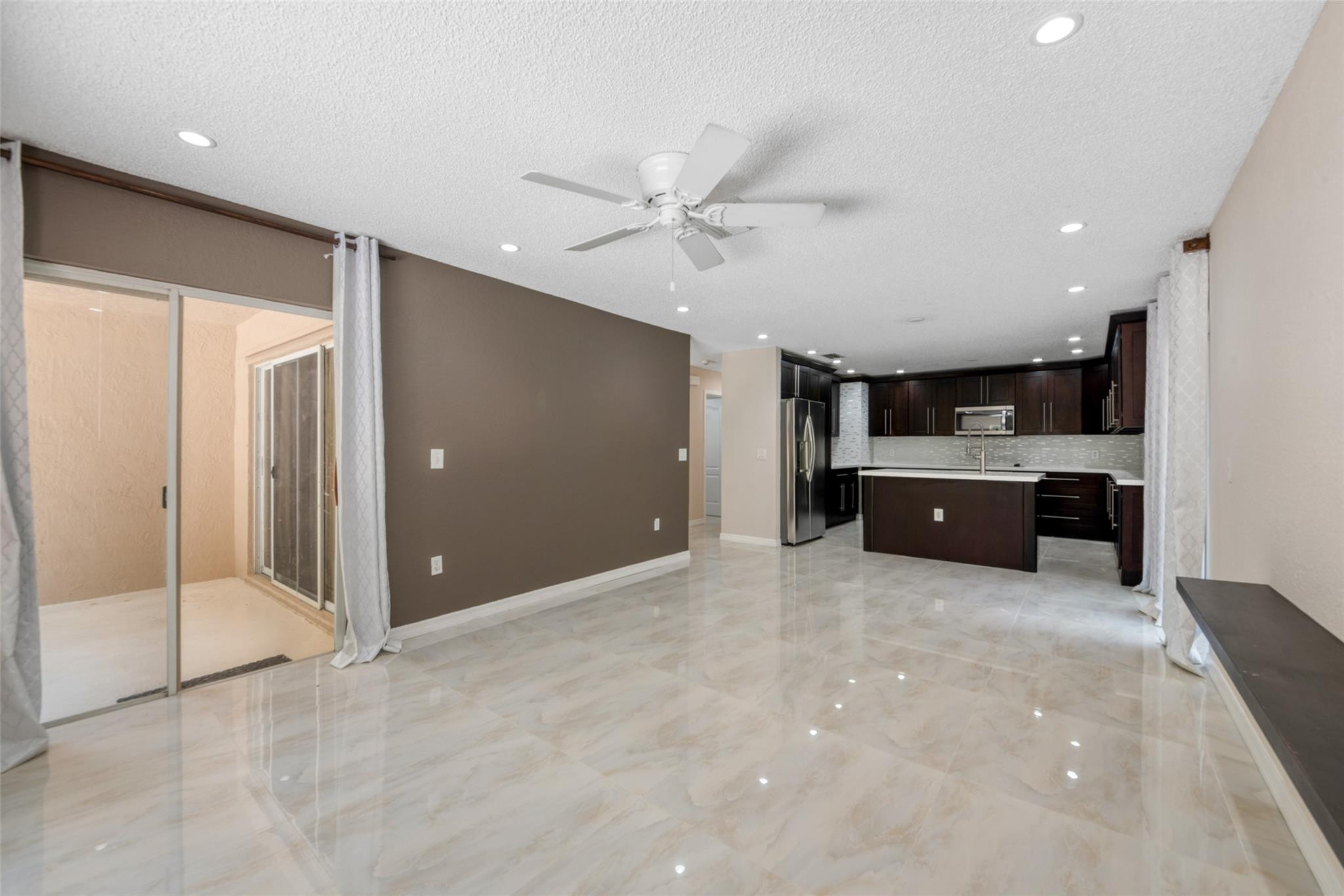 Whittier Oaks at Terramar - Residential