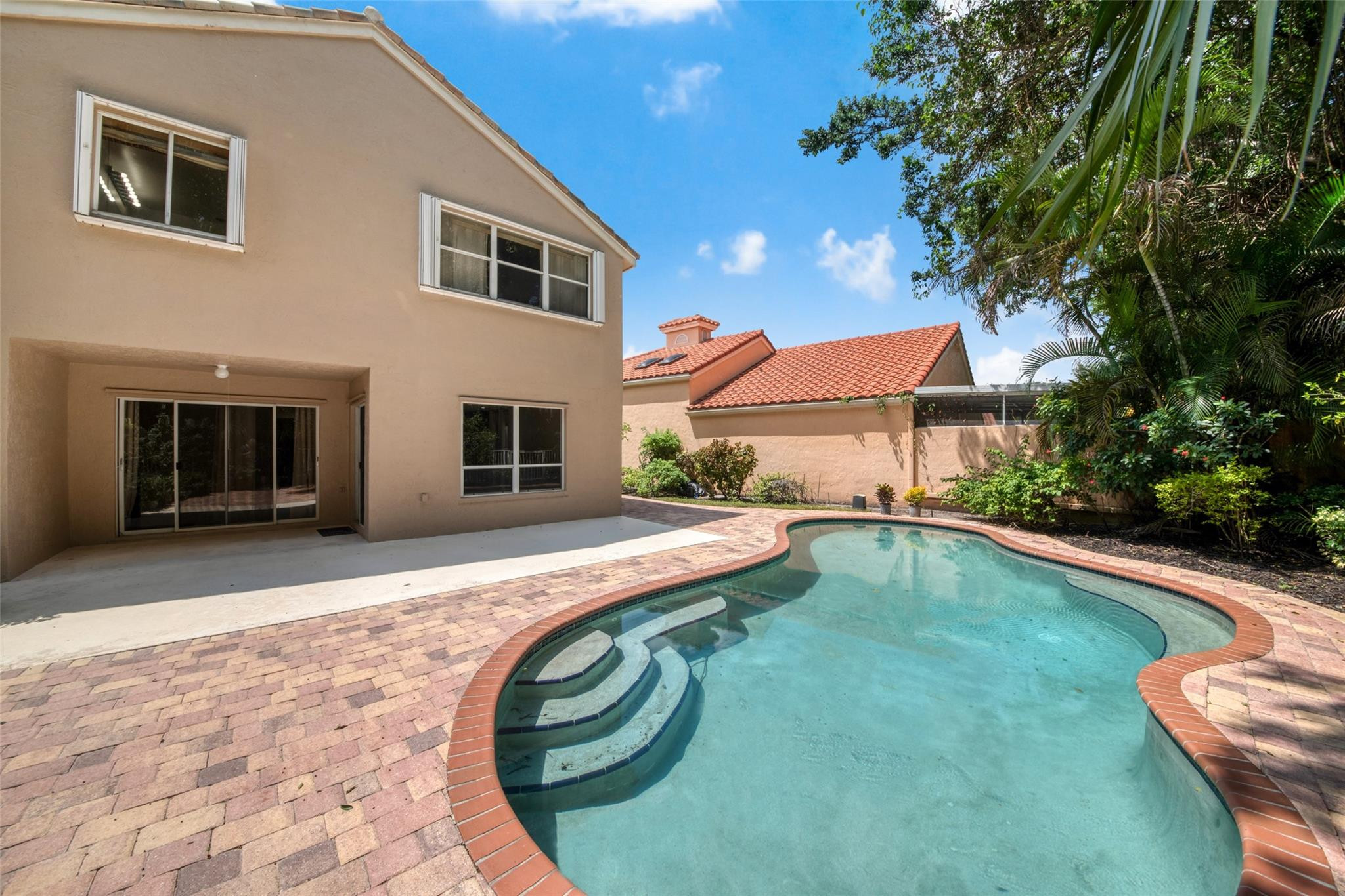 Whittier Oaks at Terramar - Residential