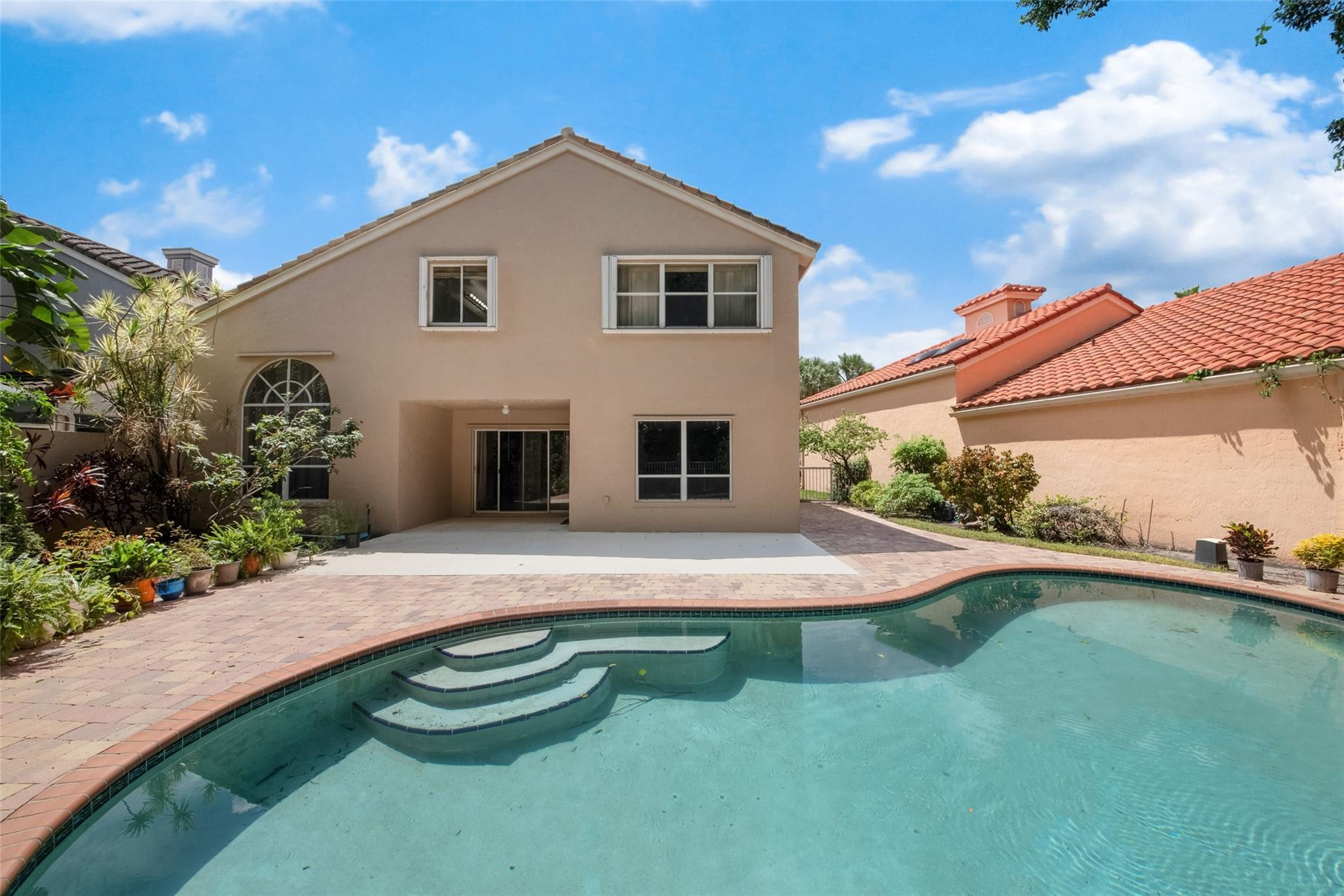 Whittier Oaks at Terramar - Residential