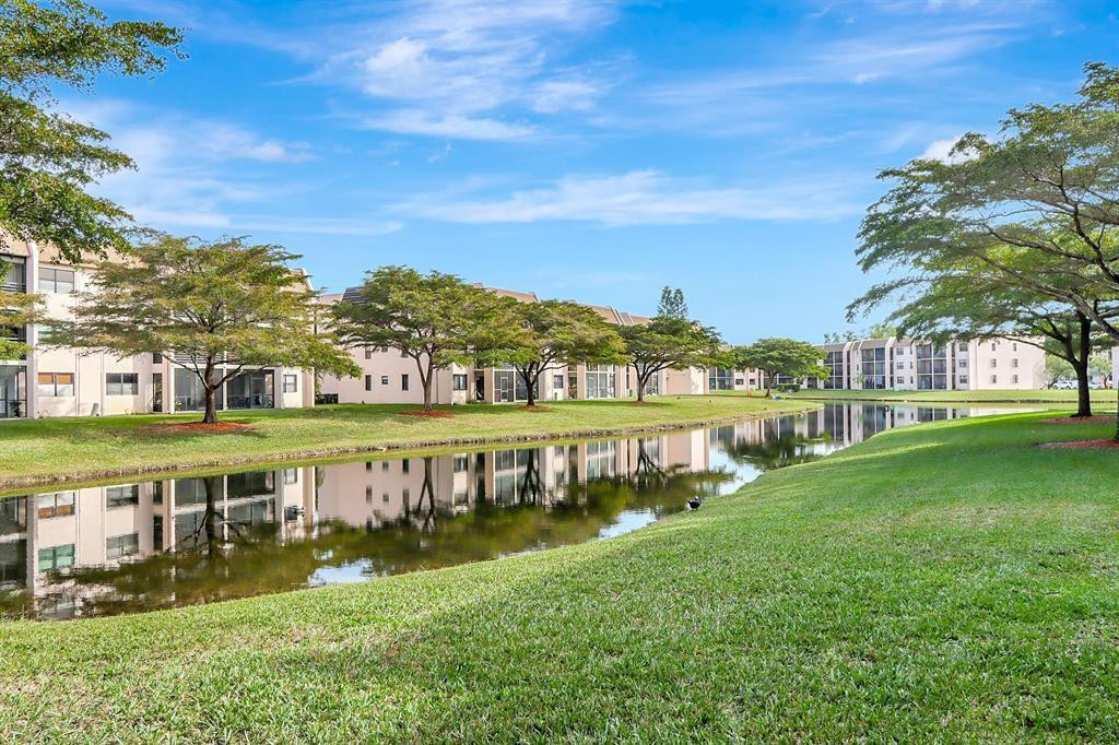 SUNRISE LAKES 182 CONDO - Residential