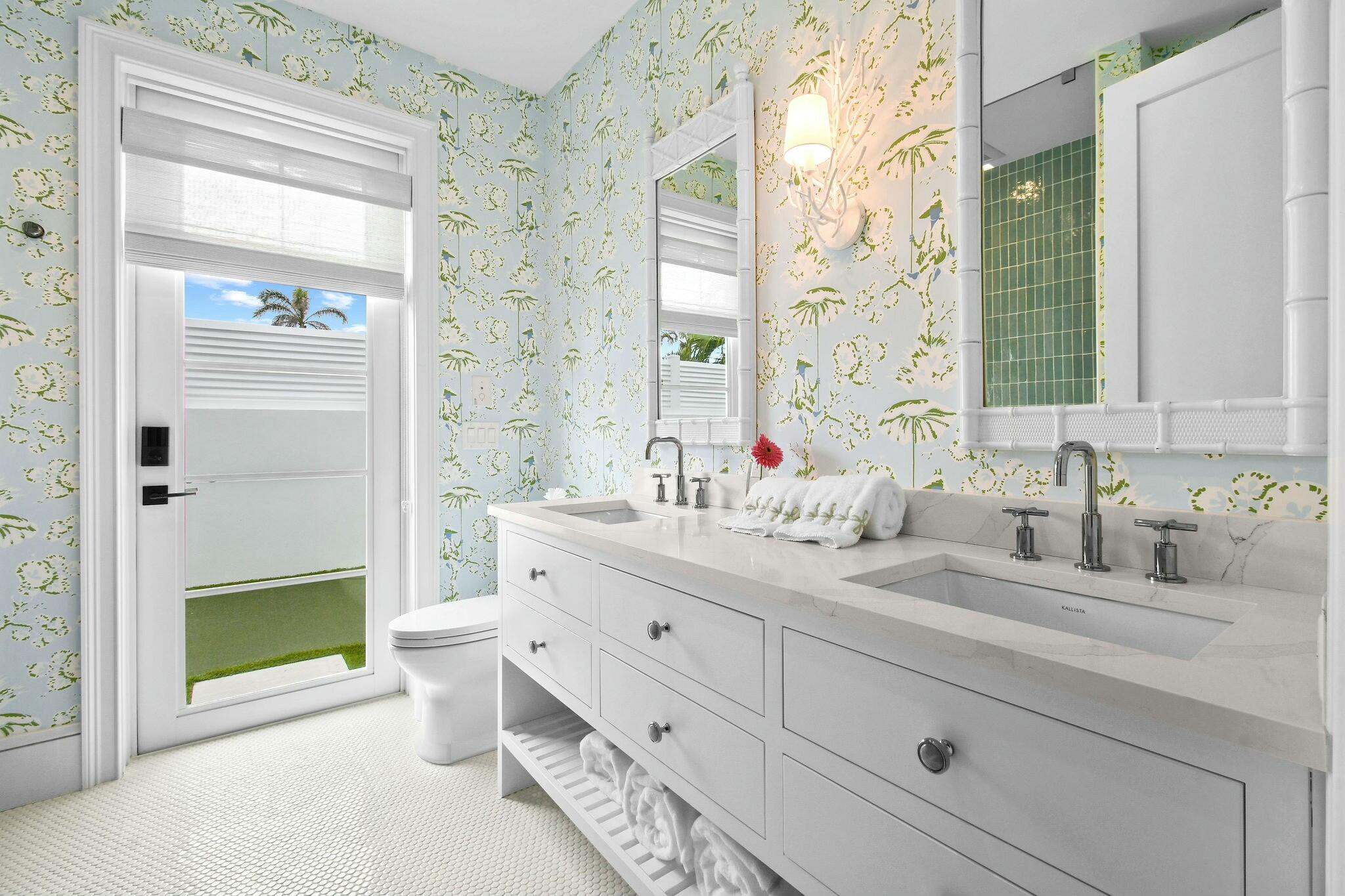 JUPITER INLET BEACH COLONY - Residential