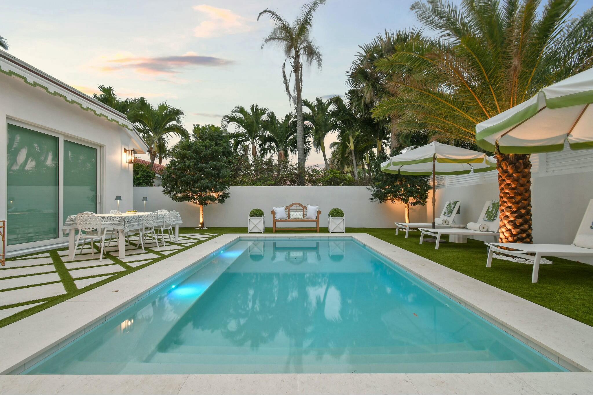 JUPITER INLET BEACH COLONY - Residential