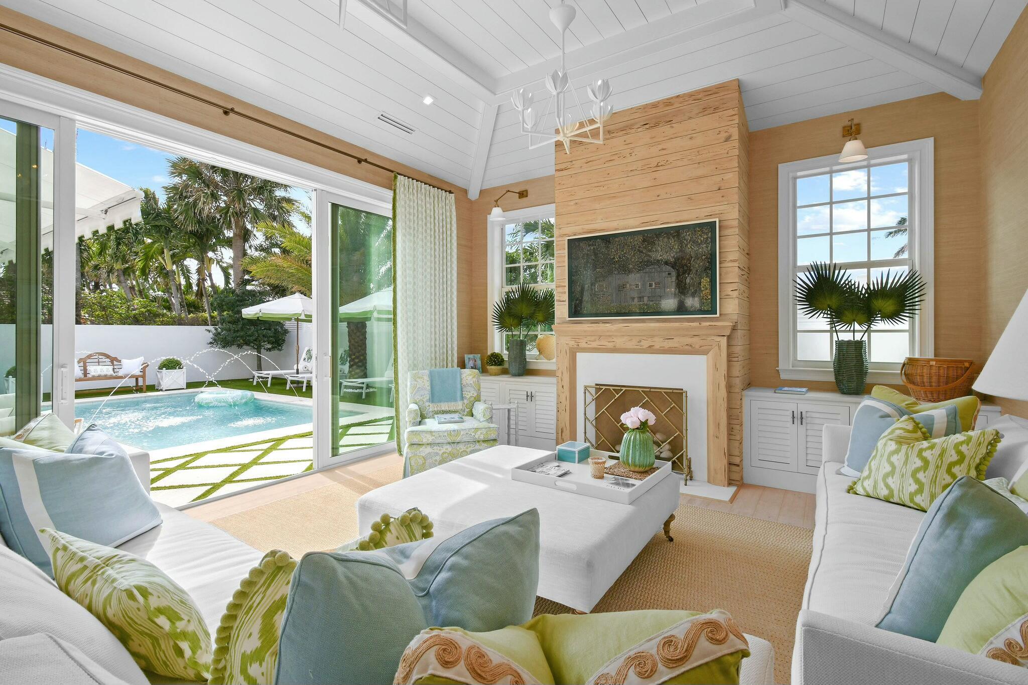 JUPITER INLET BEACH COLONY - Residential