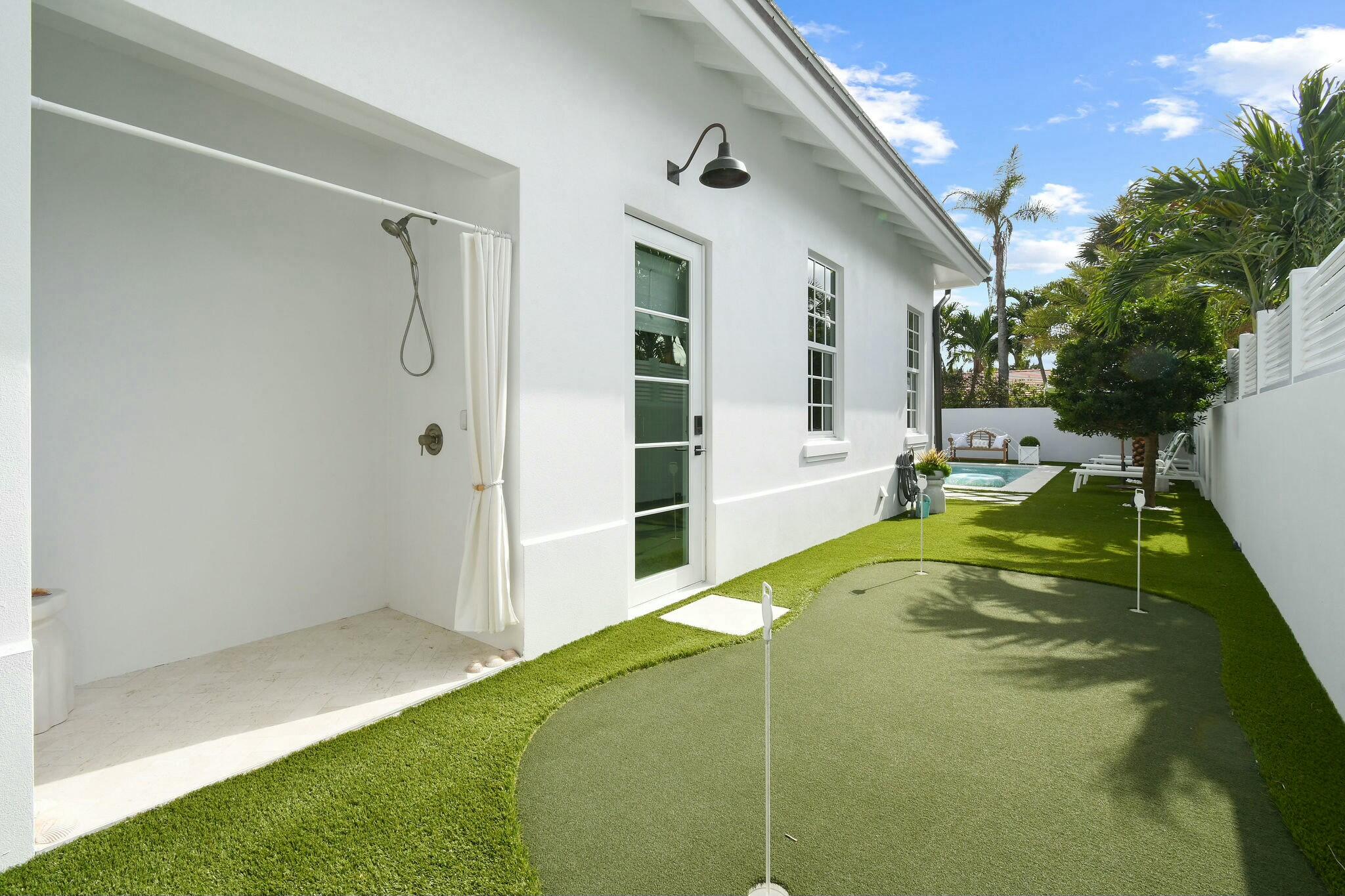 JUPITER INLET BEACH COLONY - Residential