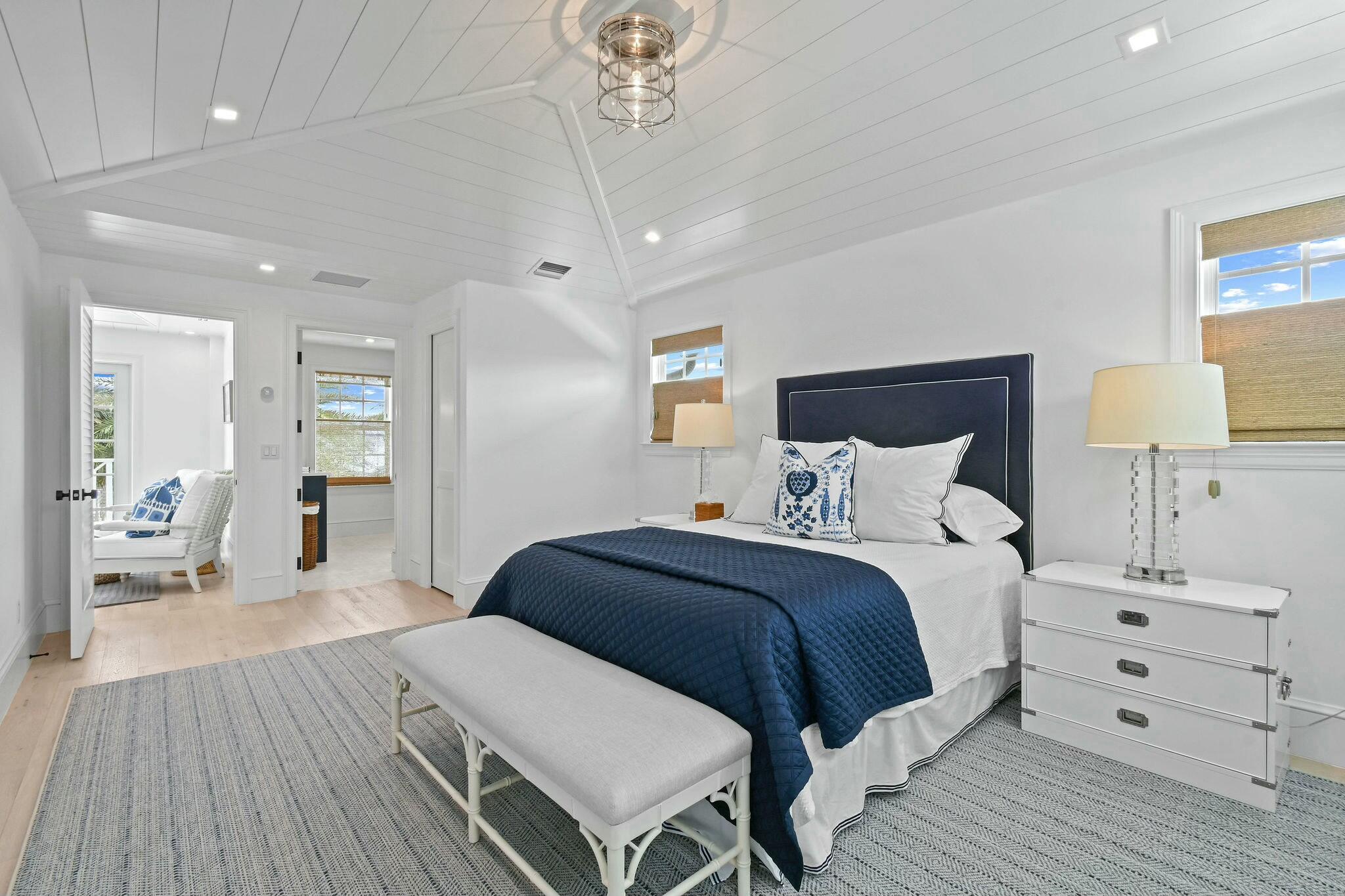JUPITER INLET BEACH COLONY - Residential