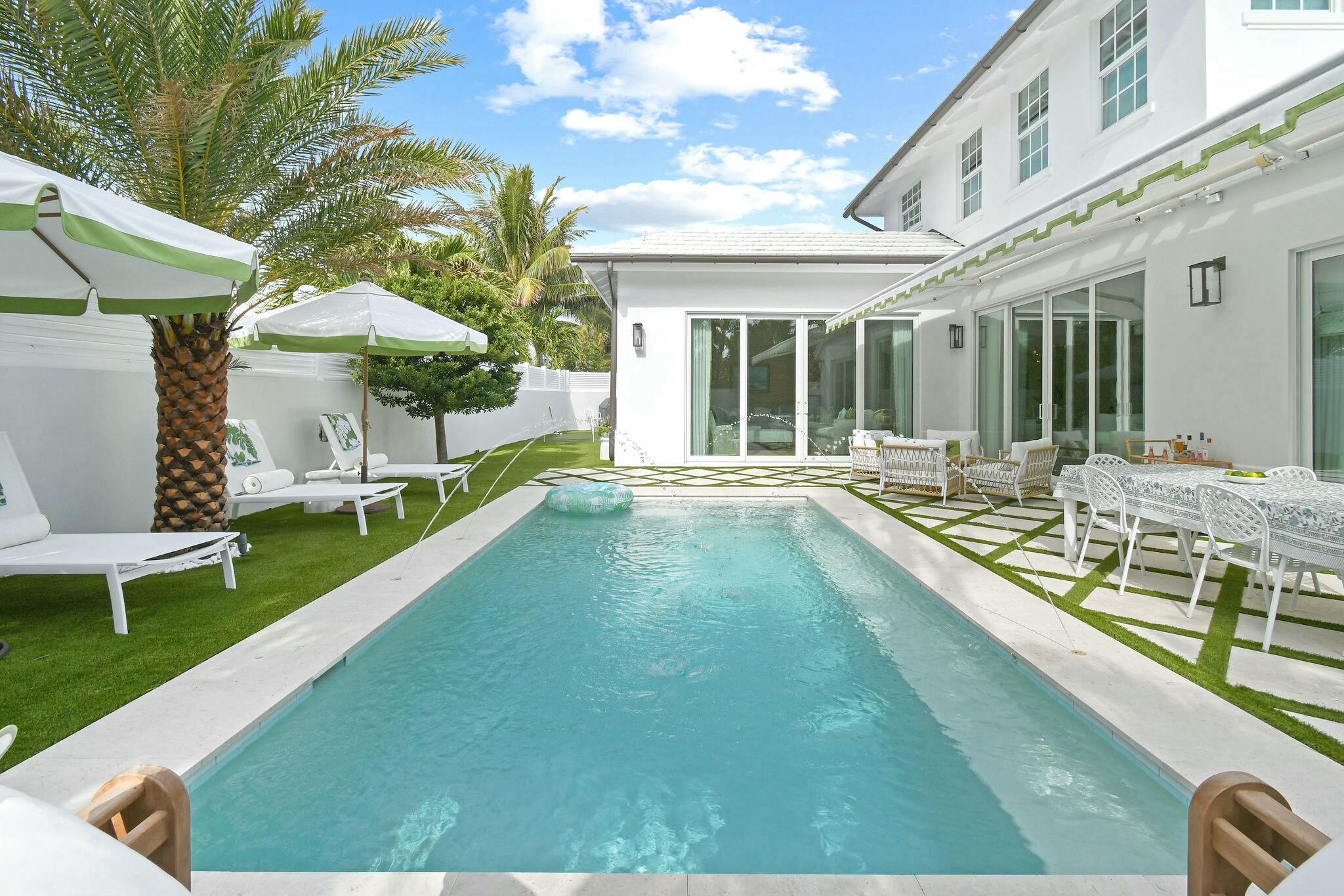 JUPITER INLET BEACH COLONY - Residential