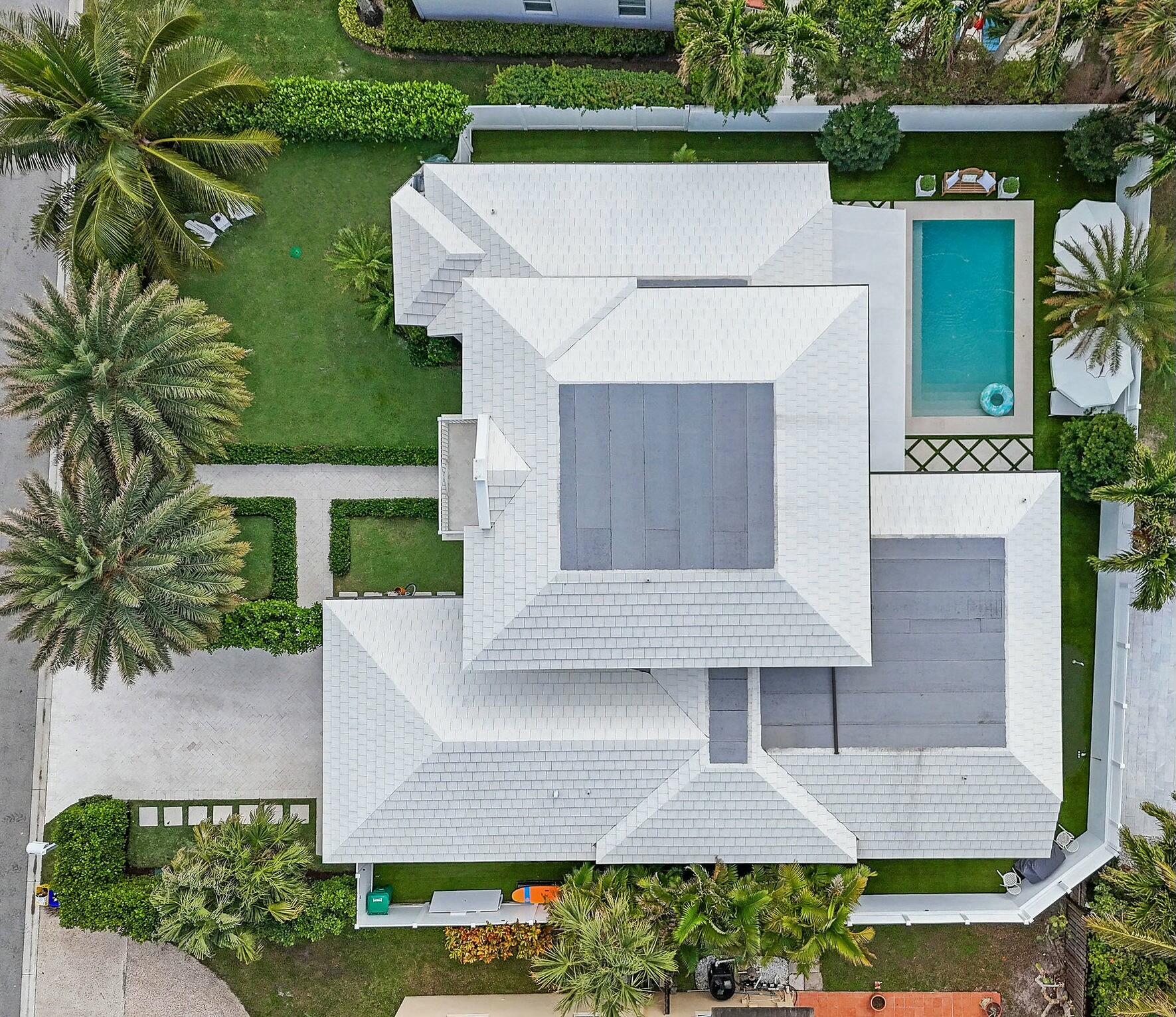 JUPITER INLET BEACH COLONY - Residential