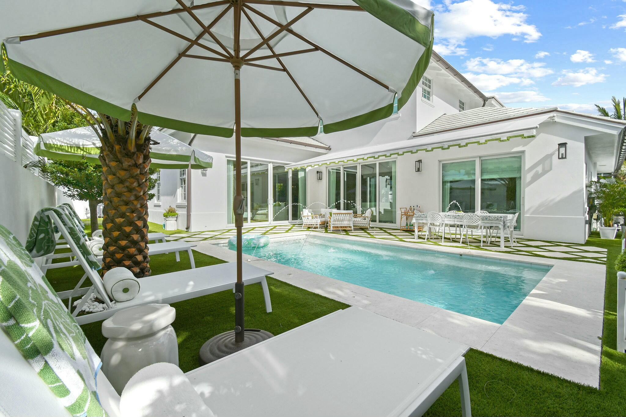 JUPITER INLET BEACH COLONY - Residential