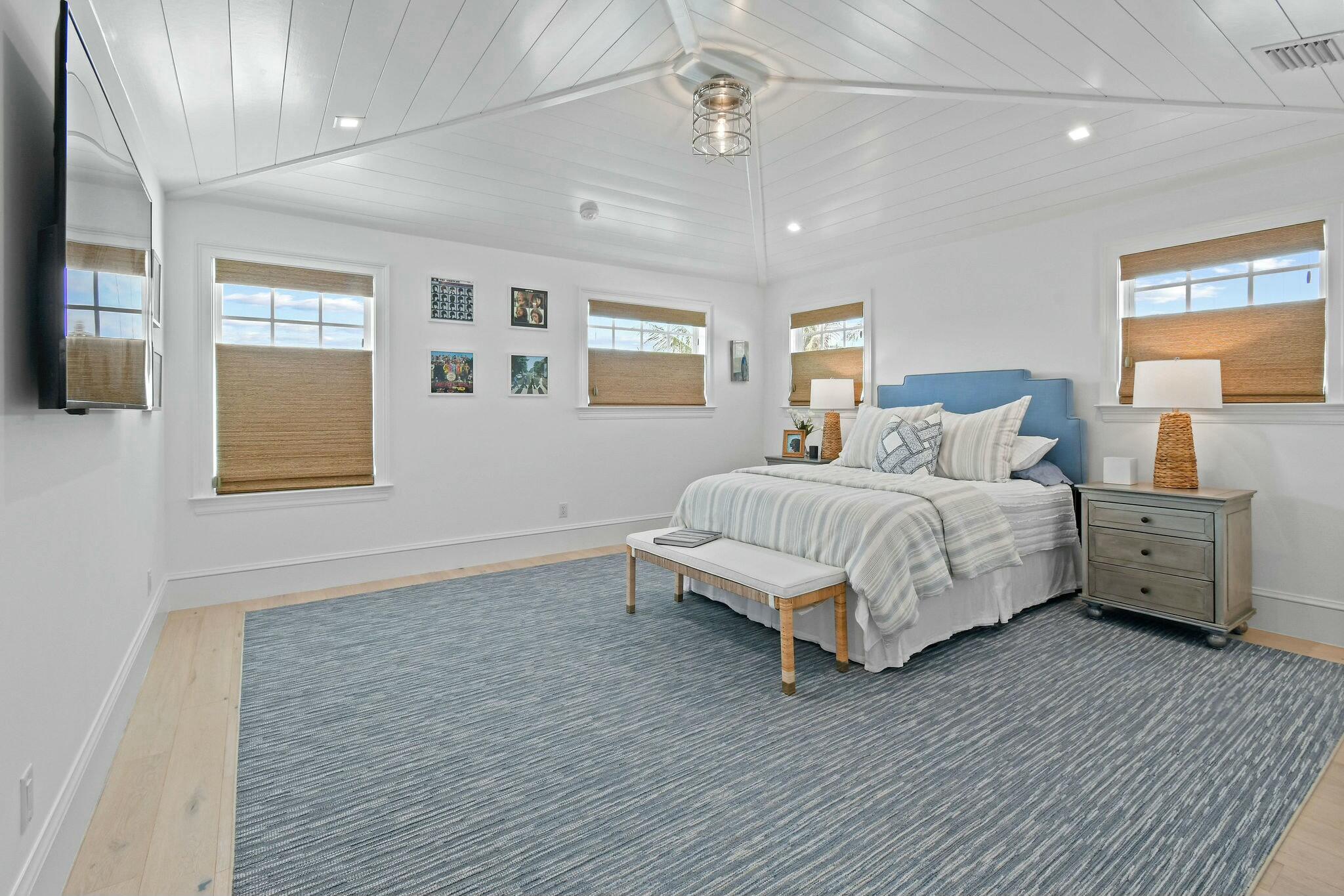 JUPITER INLET BEACH COLONY - Residential