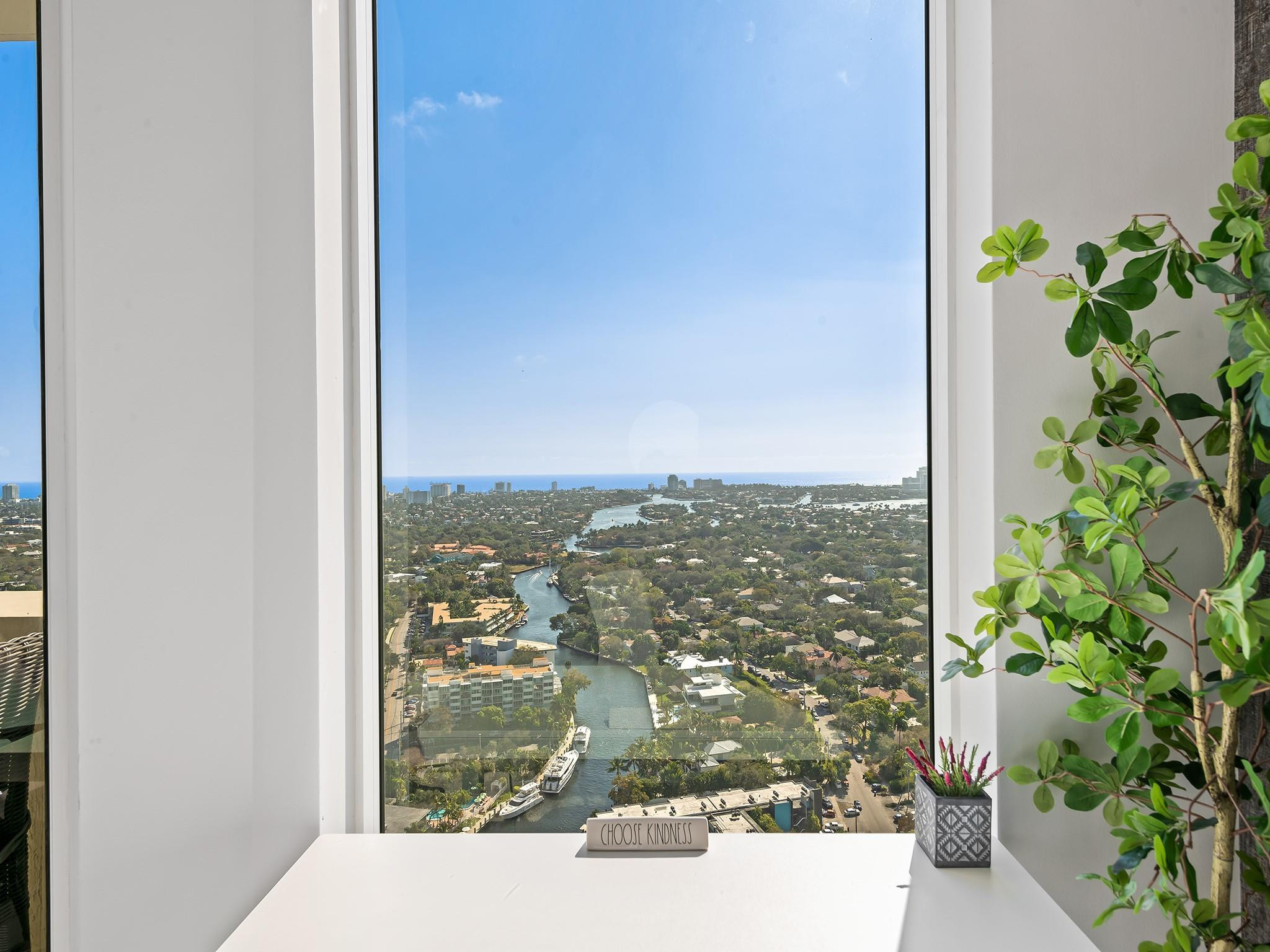LAS OLAS GRAND - Residential