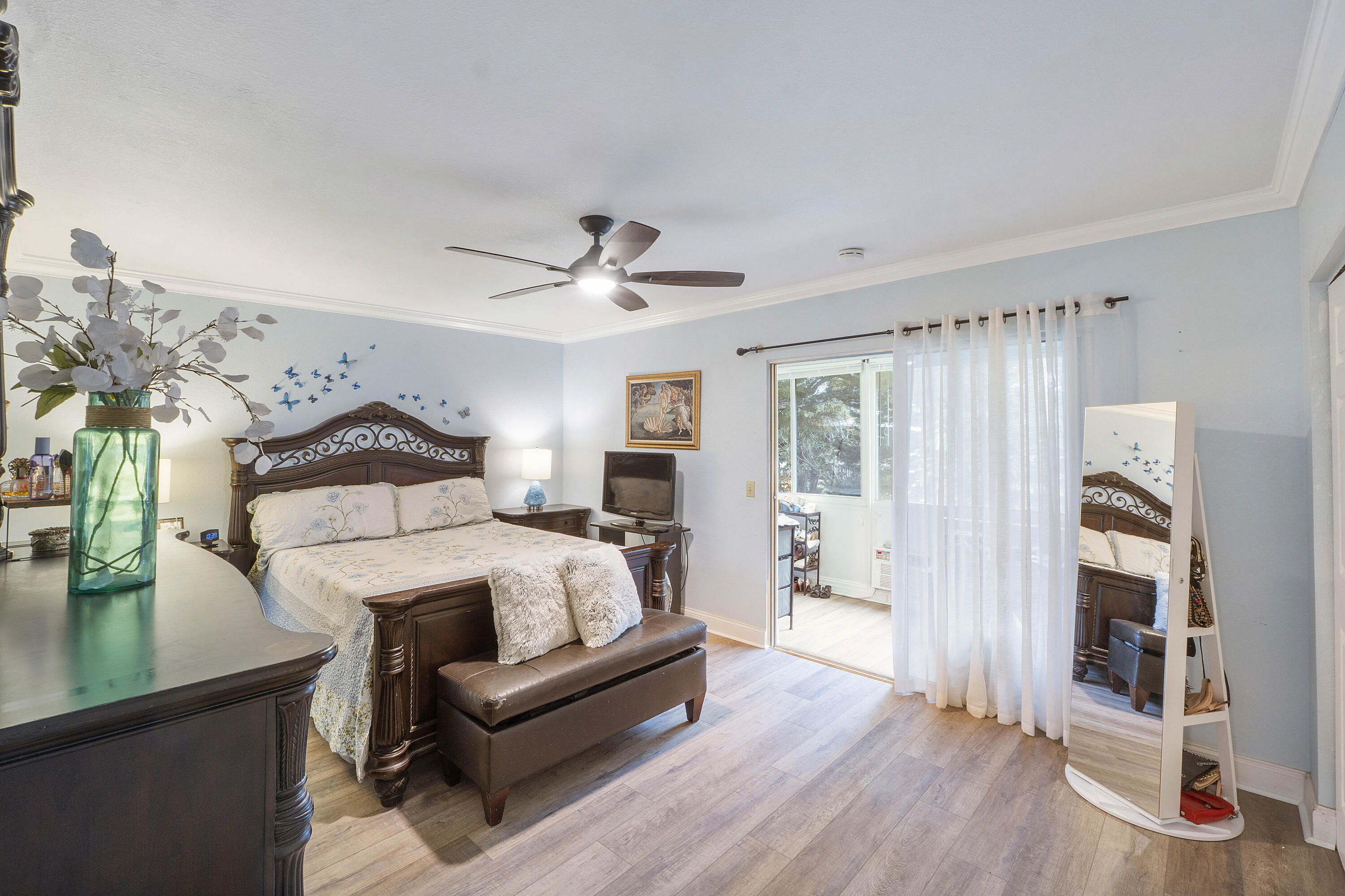 TILFORD O CONDO - Residential