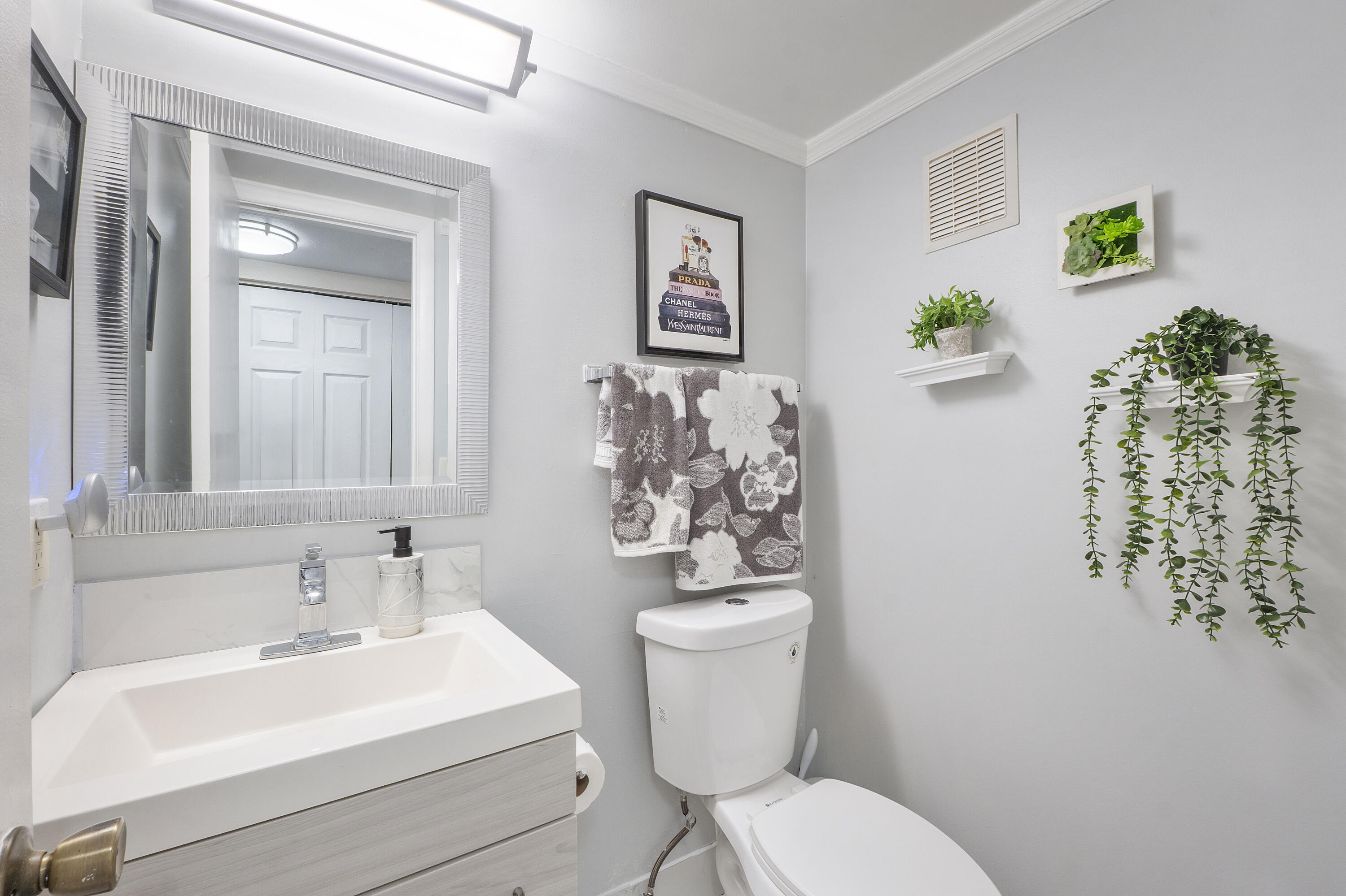 TILFORD O CONDO - Residential