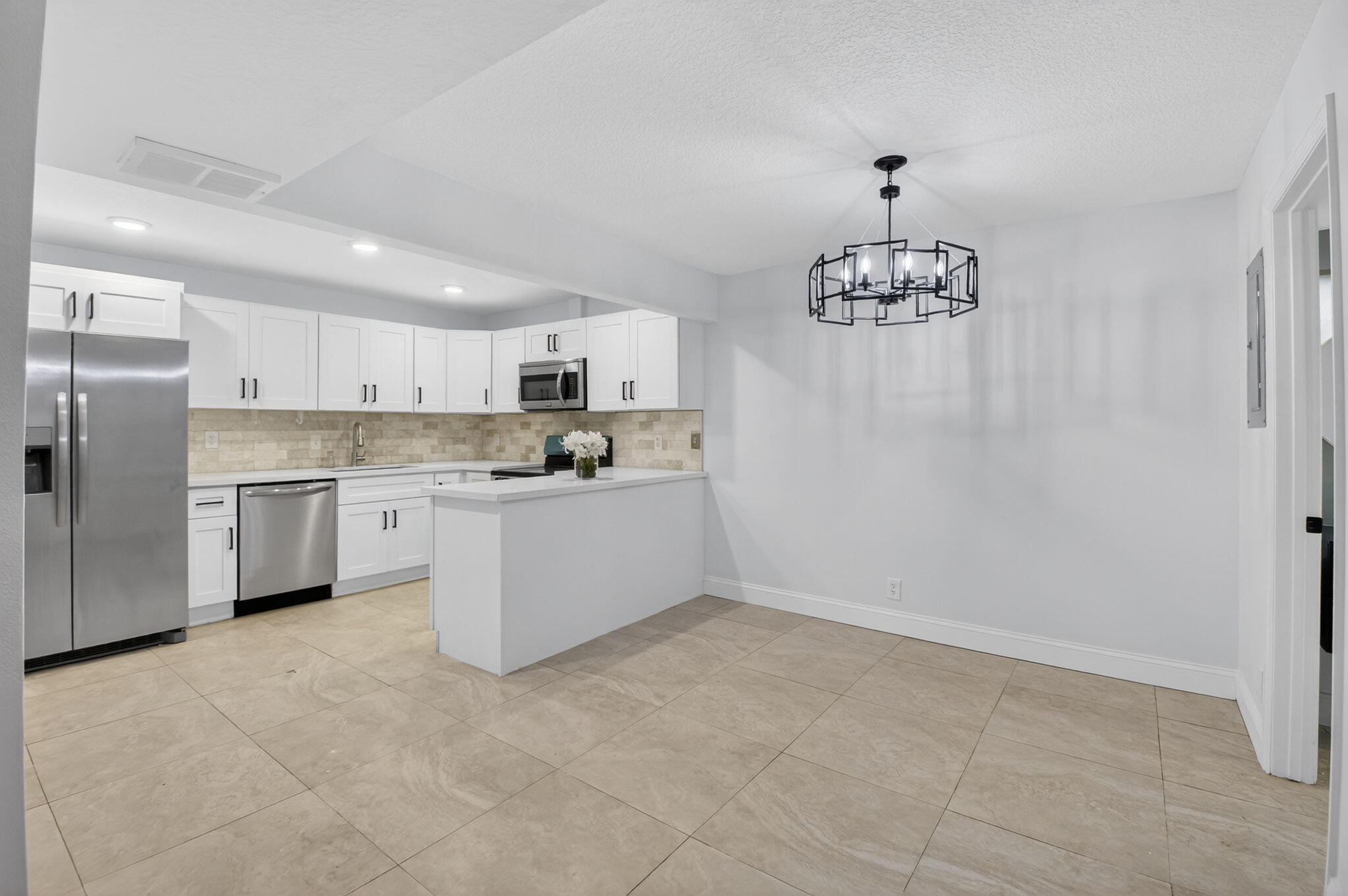 RAINBERRY BAY SEC 1-A - Residential Lease