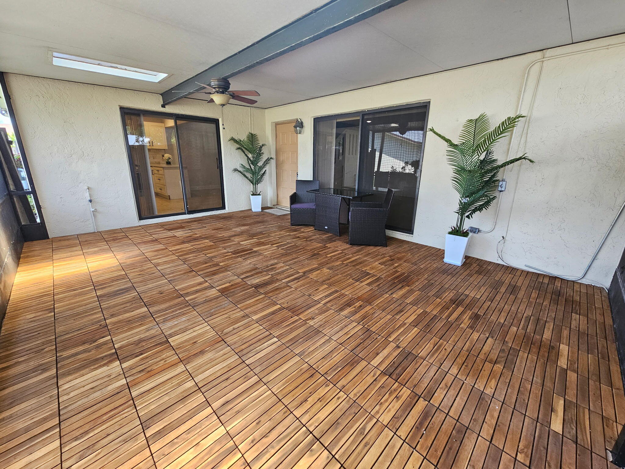 RAINBERRY BAY SEC 1-A - Residential Lease